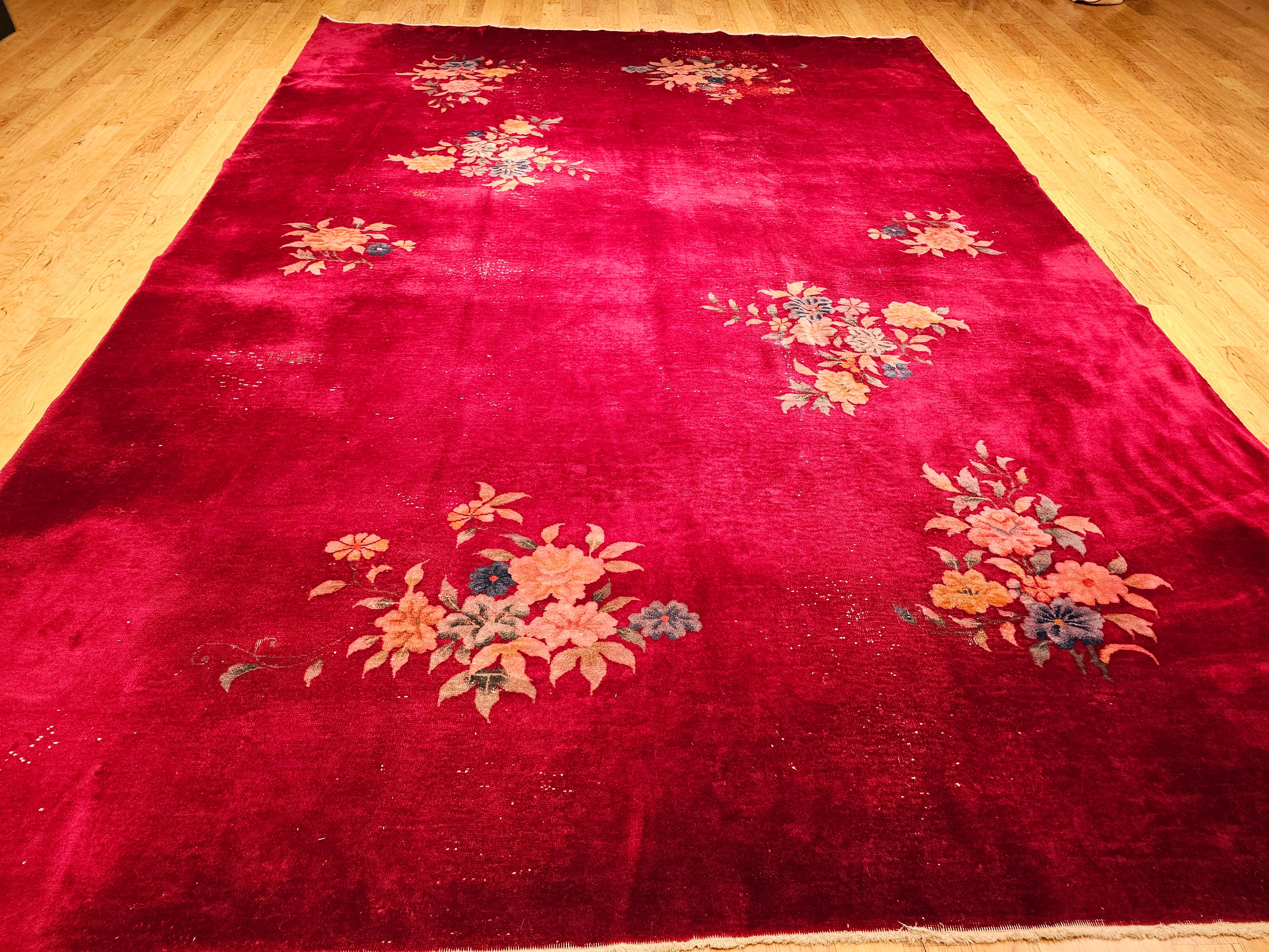 Early 20th Century Chinese Art Deco Rug in All-Over Floral Pattern in Crimson For Sale 11