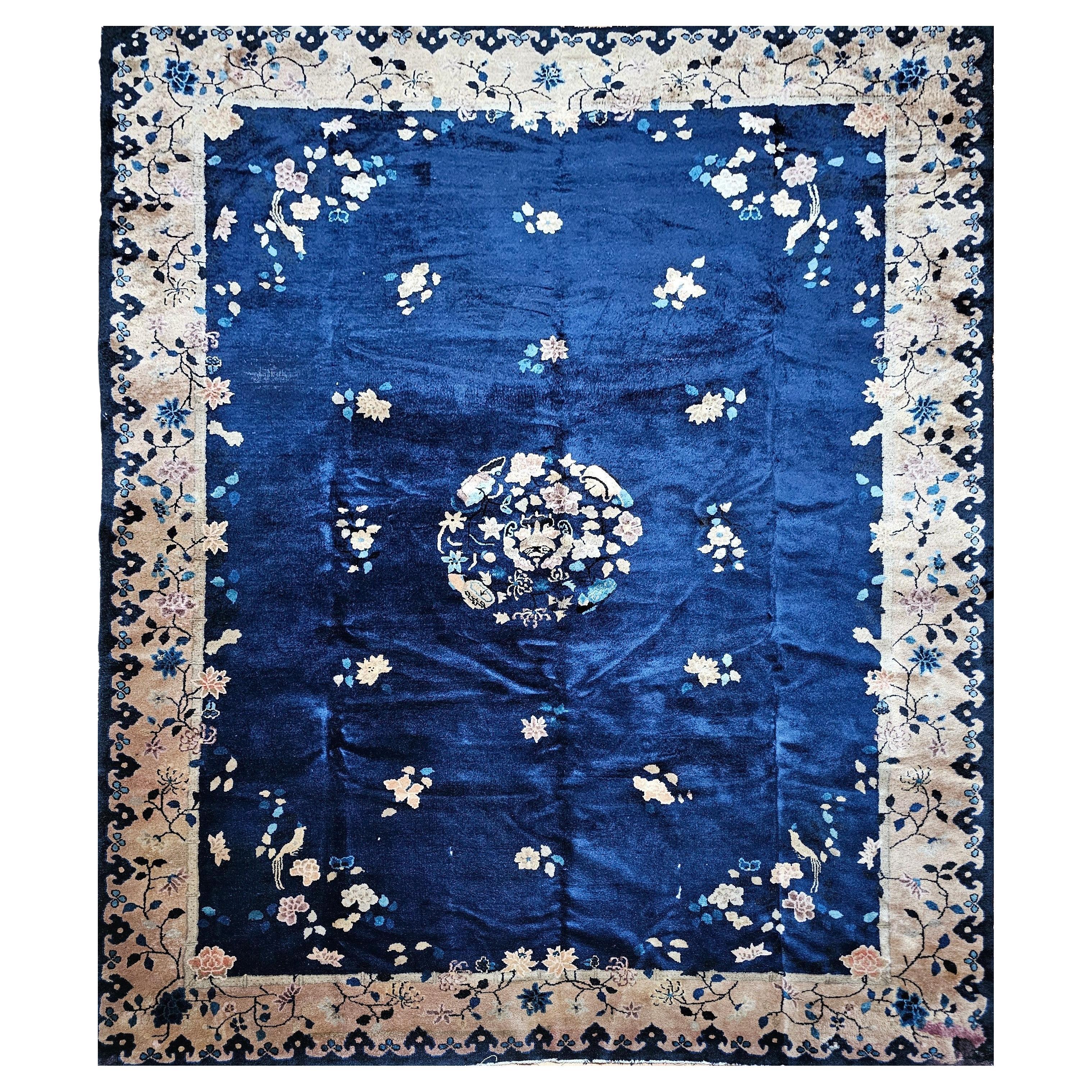 Chinesischer Art-Déco-Teppich in Marineblau, Taupe in Zimmergröße, Vintage