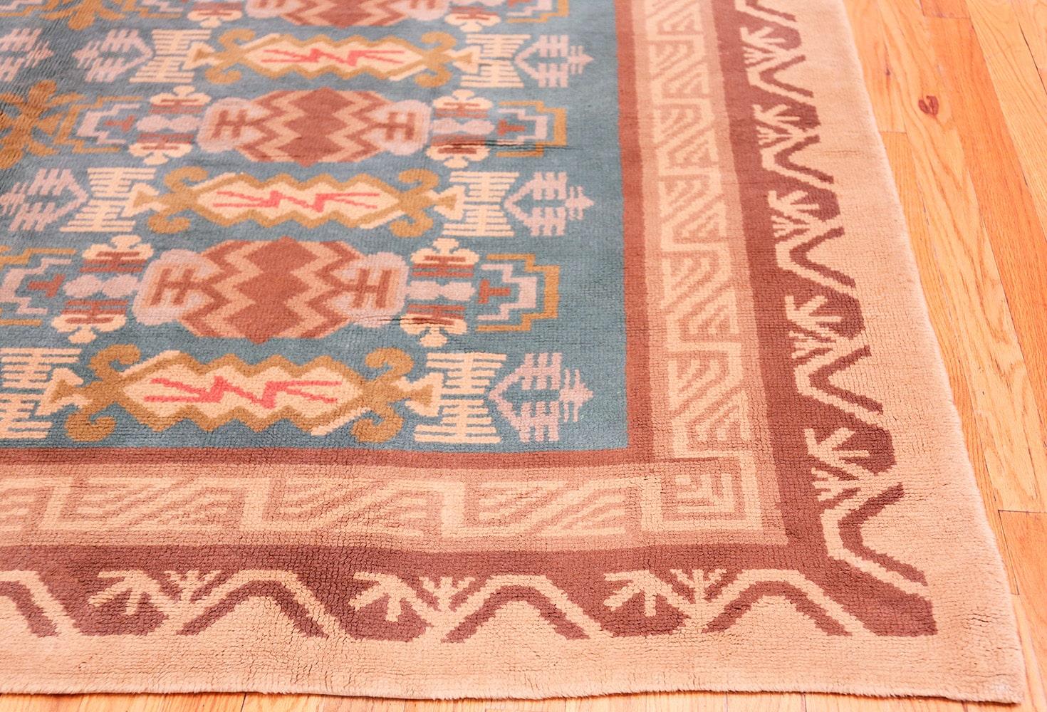 Hand-Knotted Vintage Scandinavian Swedish Rug. 8 ft. 6 in x 12 ft. 8 in For Sale