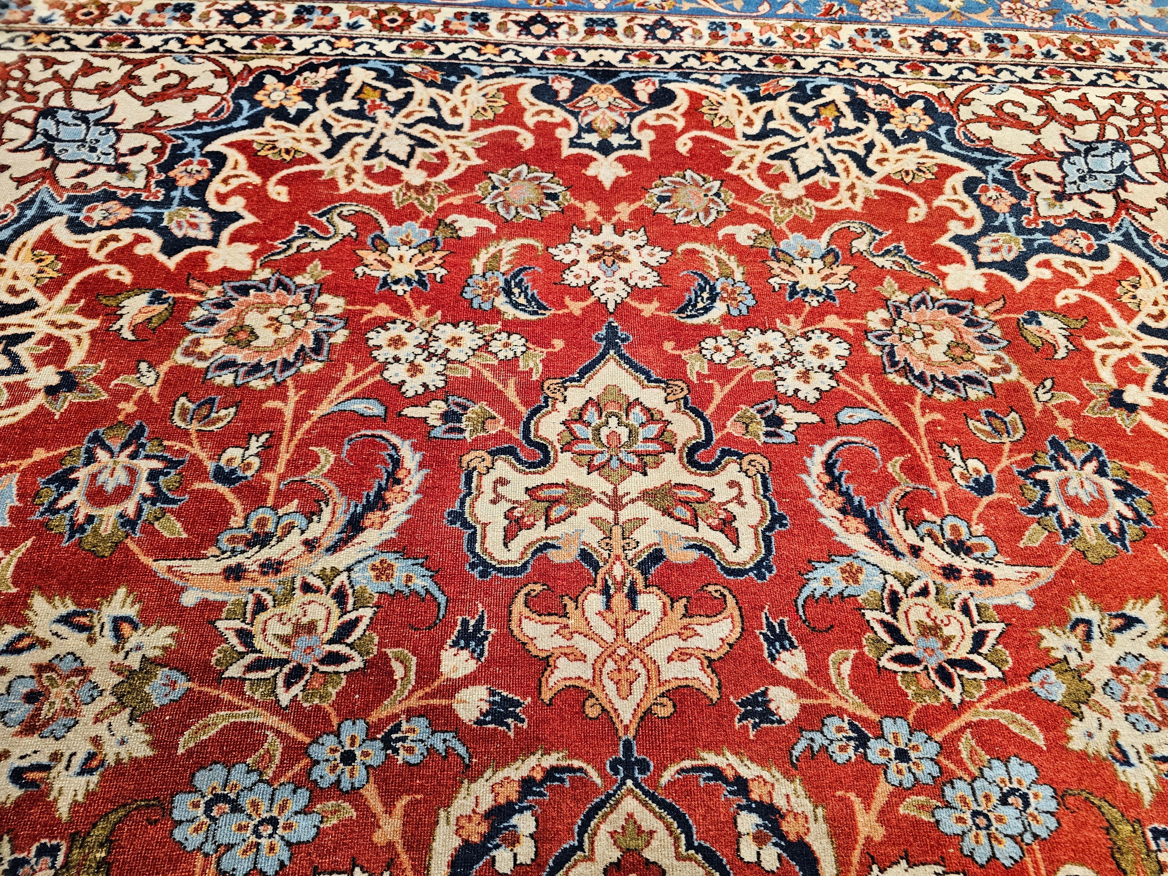 Persischer Isfahan-Teppich in Zimmergröße mit Blumenmuster in Zimmergröße im Angebot 4