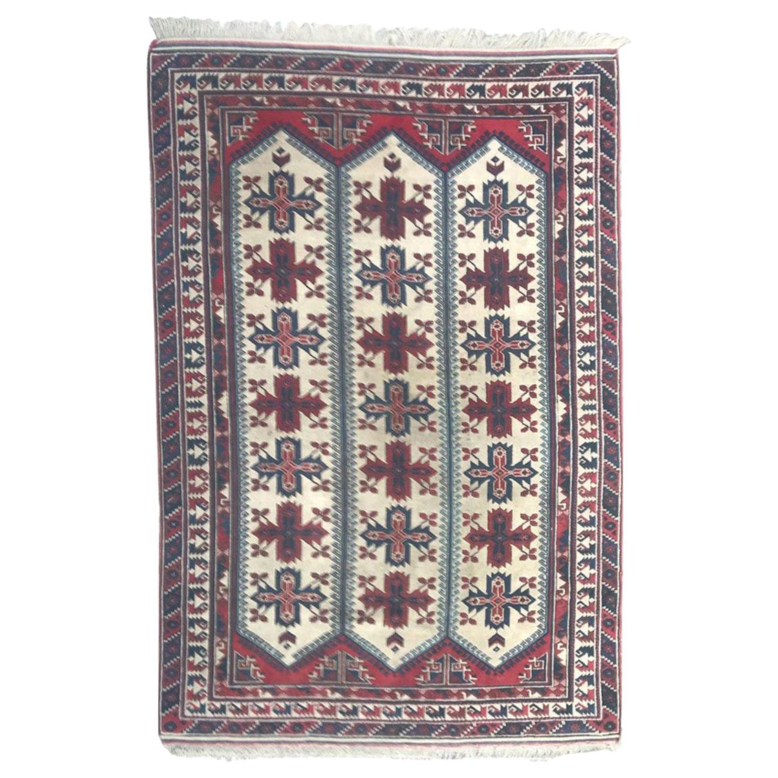 Türkischer Kars-Teppich in Zimmergröße