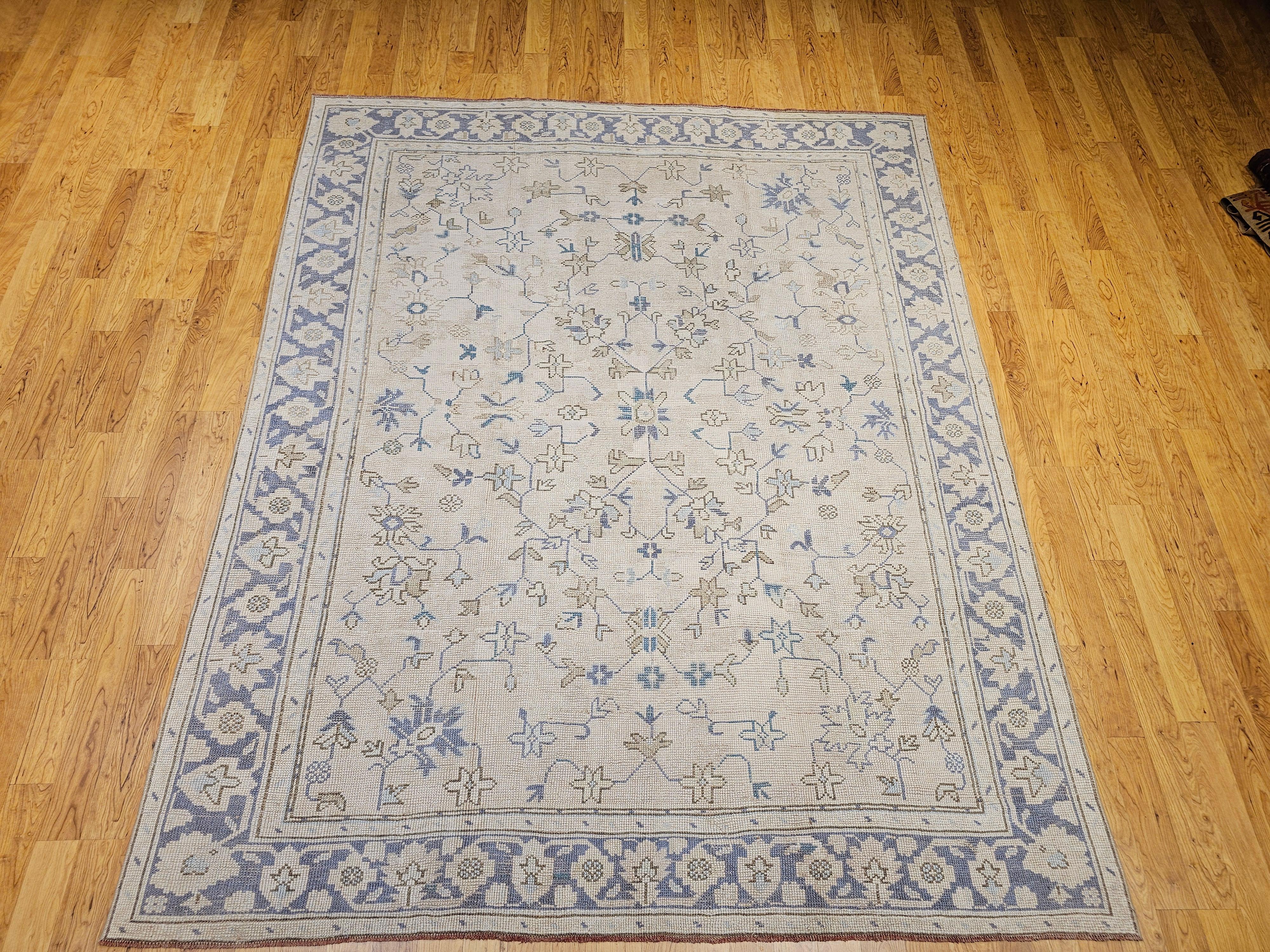 Oushak turco vintage a grandezza naturale in avorio, marrone e blu in vendita 10
