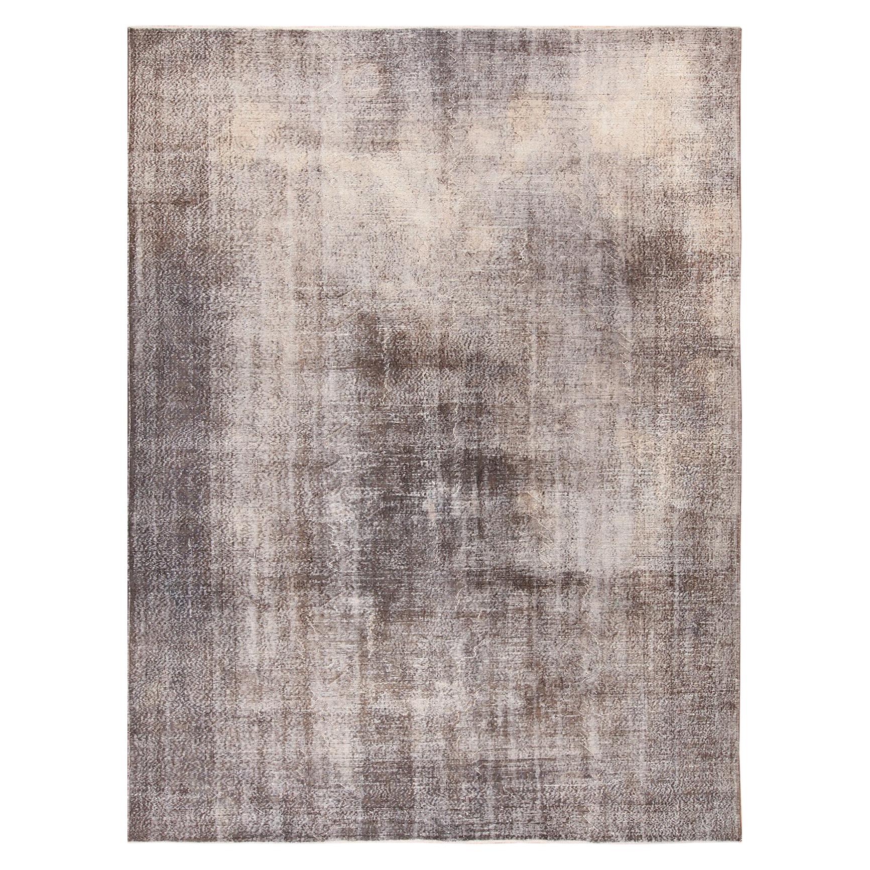 Distressed Vintage Turkish Sivas Rug with Rustic Cottage Arts and