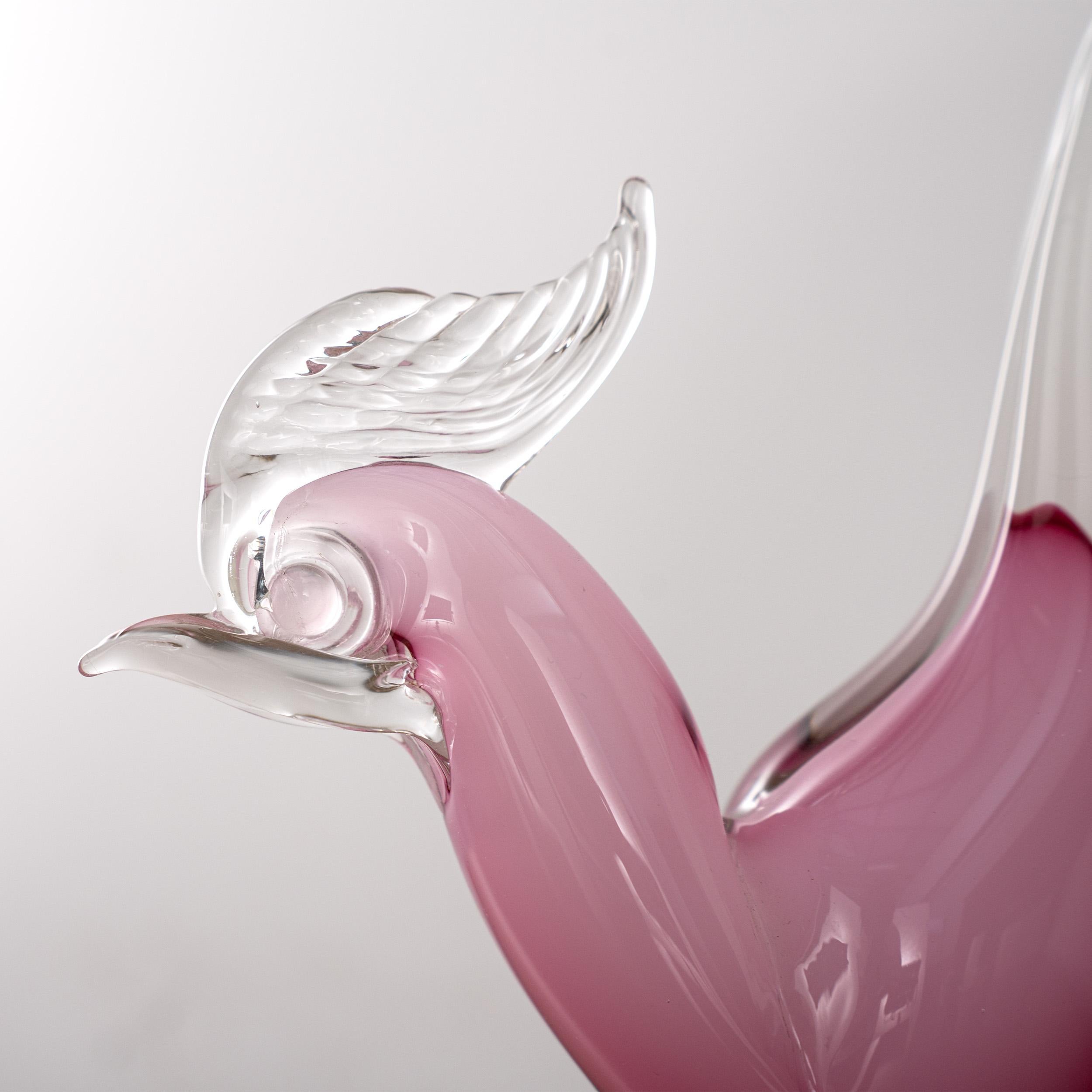 Italiano Gallo d'epoca Scultura in vetro di Murano rosa seta da collezione Formia Murano Italia in vendita