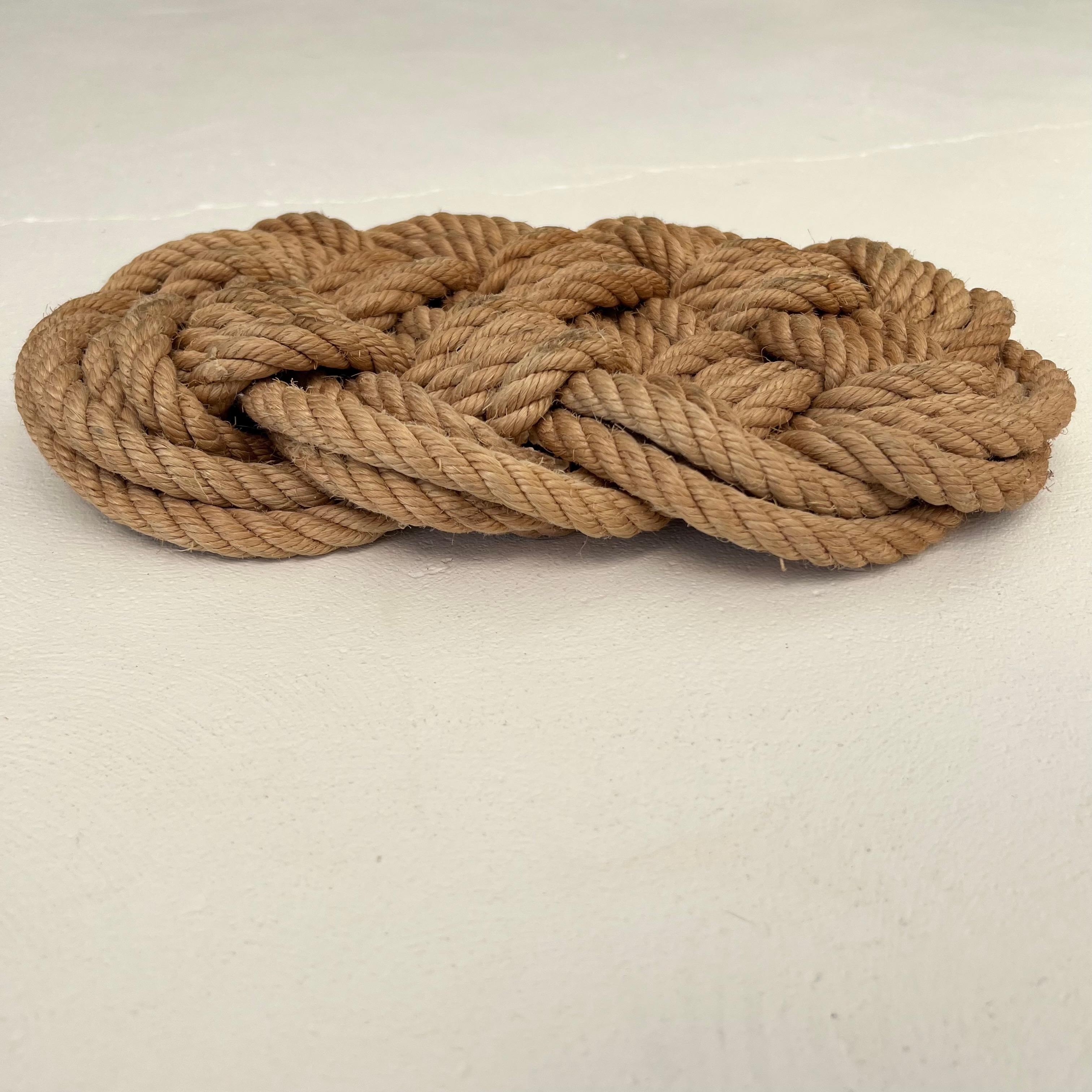 French Vintage Rope Hot Plate in the Style of Audoux-Minet, 1960s France For Sale