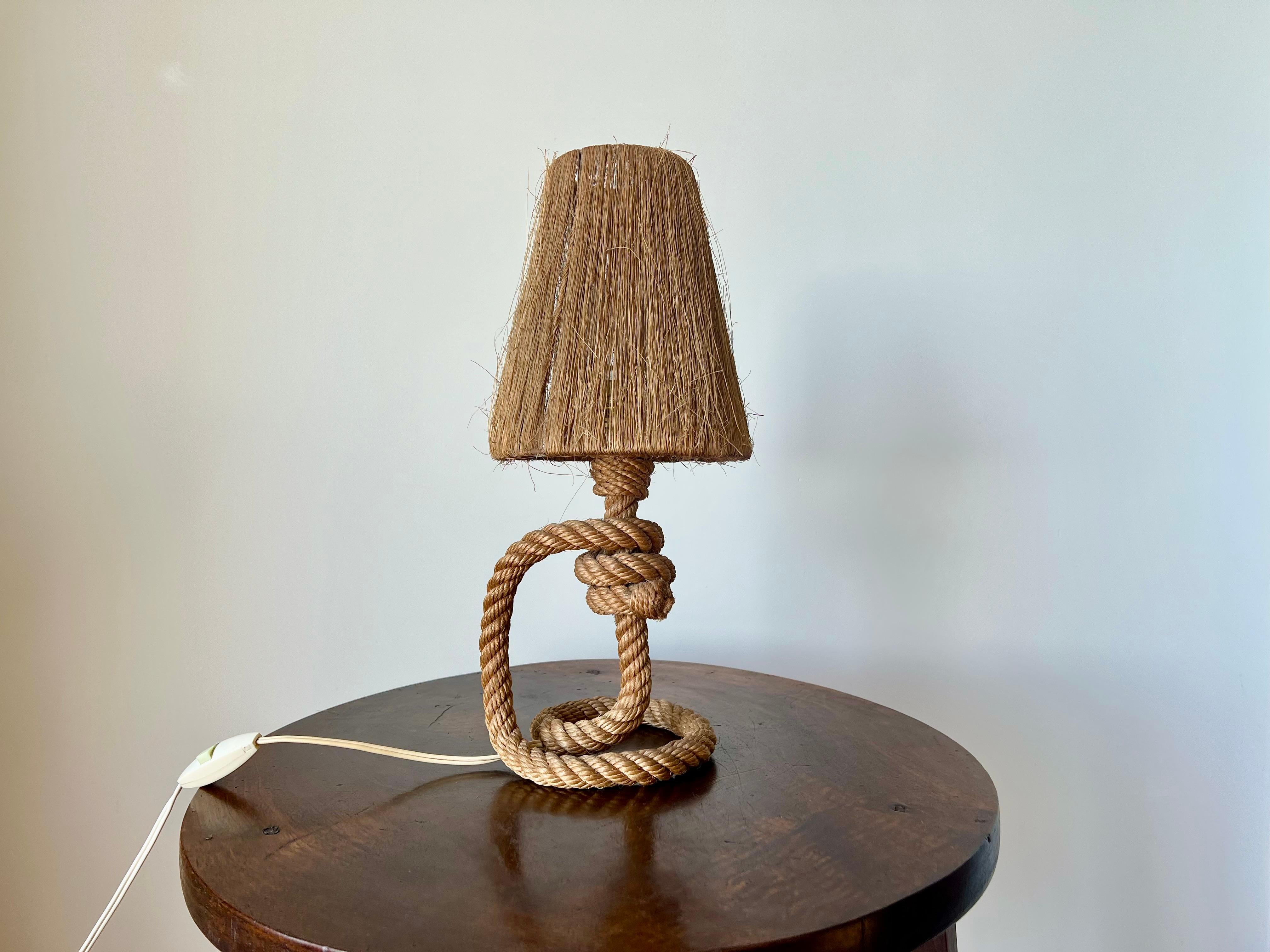 Vintage rope table lamp by Audoux & Minet, France c.1950 In Good Condition For Sale In Bristol, GB