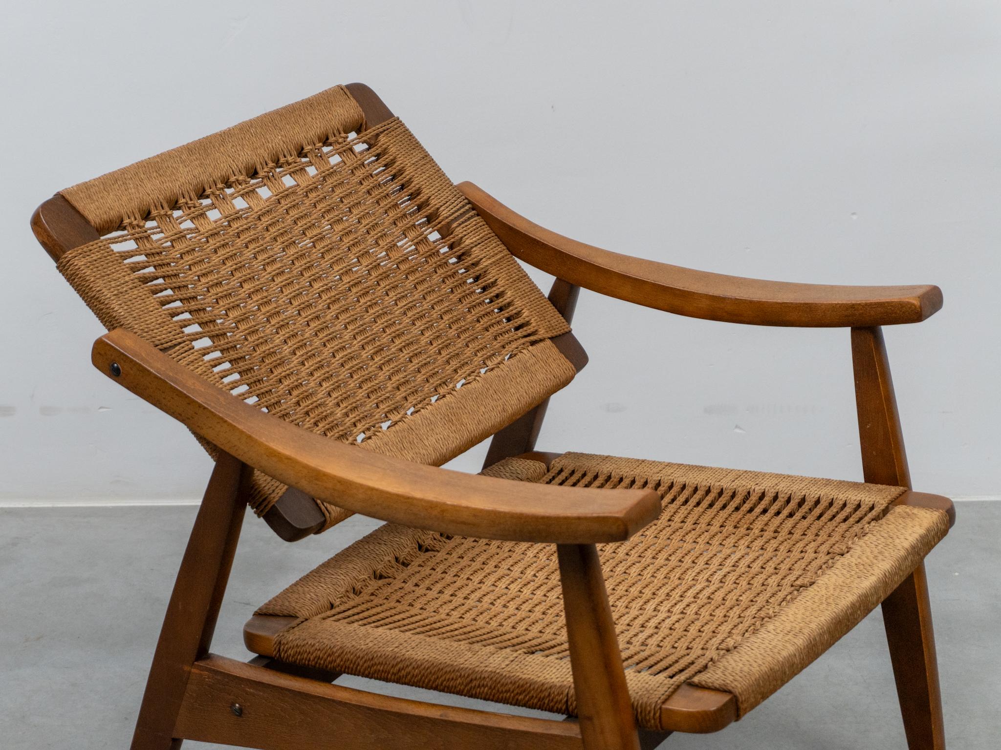 Silla de salón vintage tejida con cuerda al estilo de Hans Wegner en venta 2