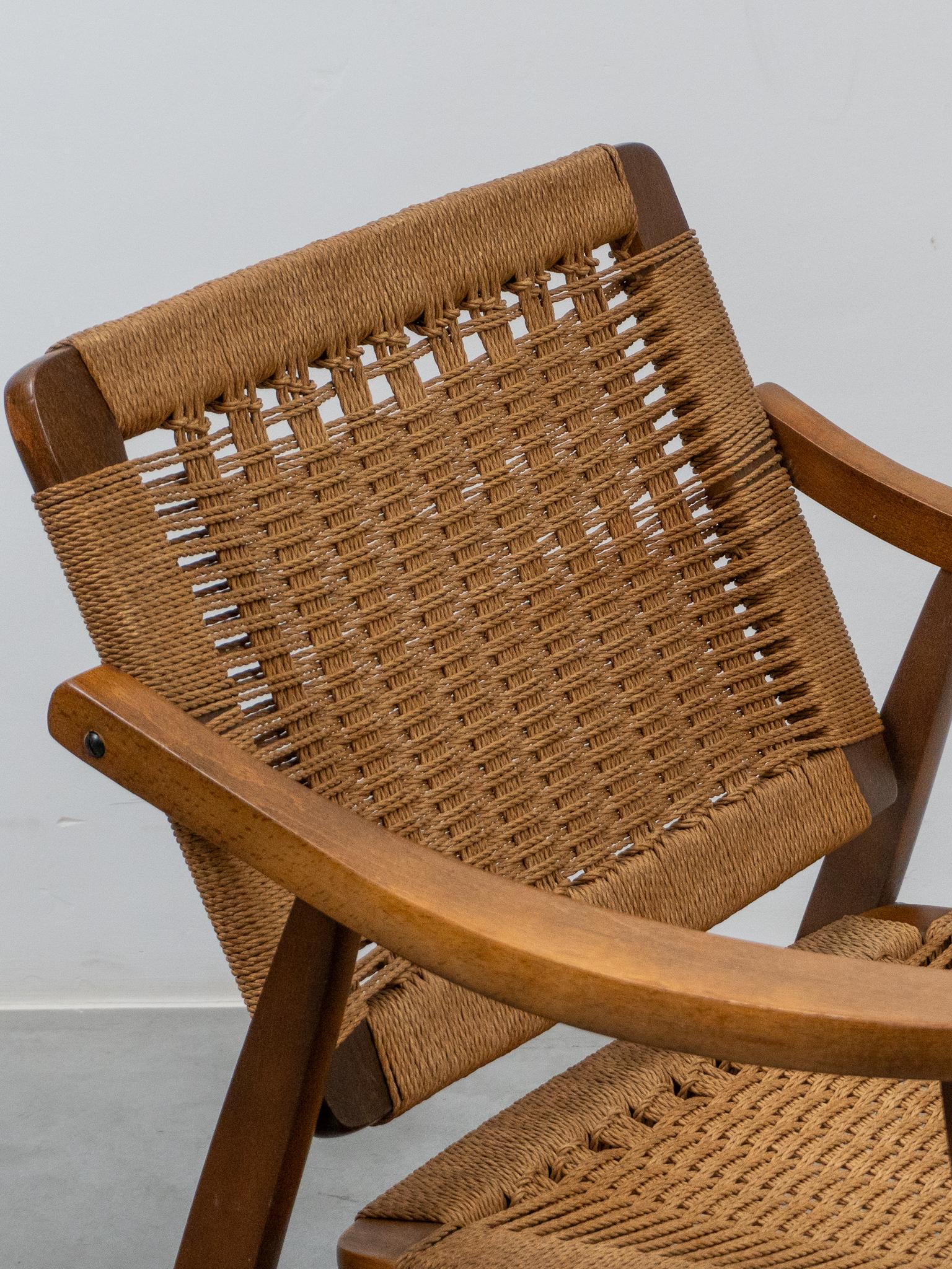 Silla de salón vintage tejida con cuerda al estilo de Hans Wegner en venta 4