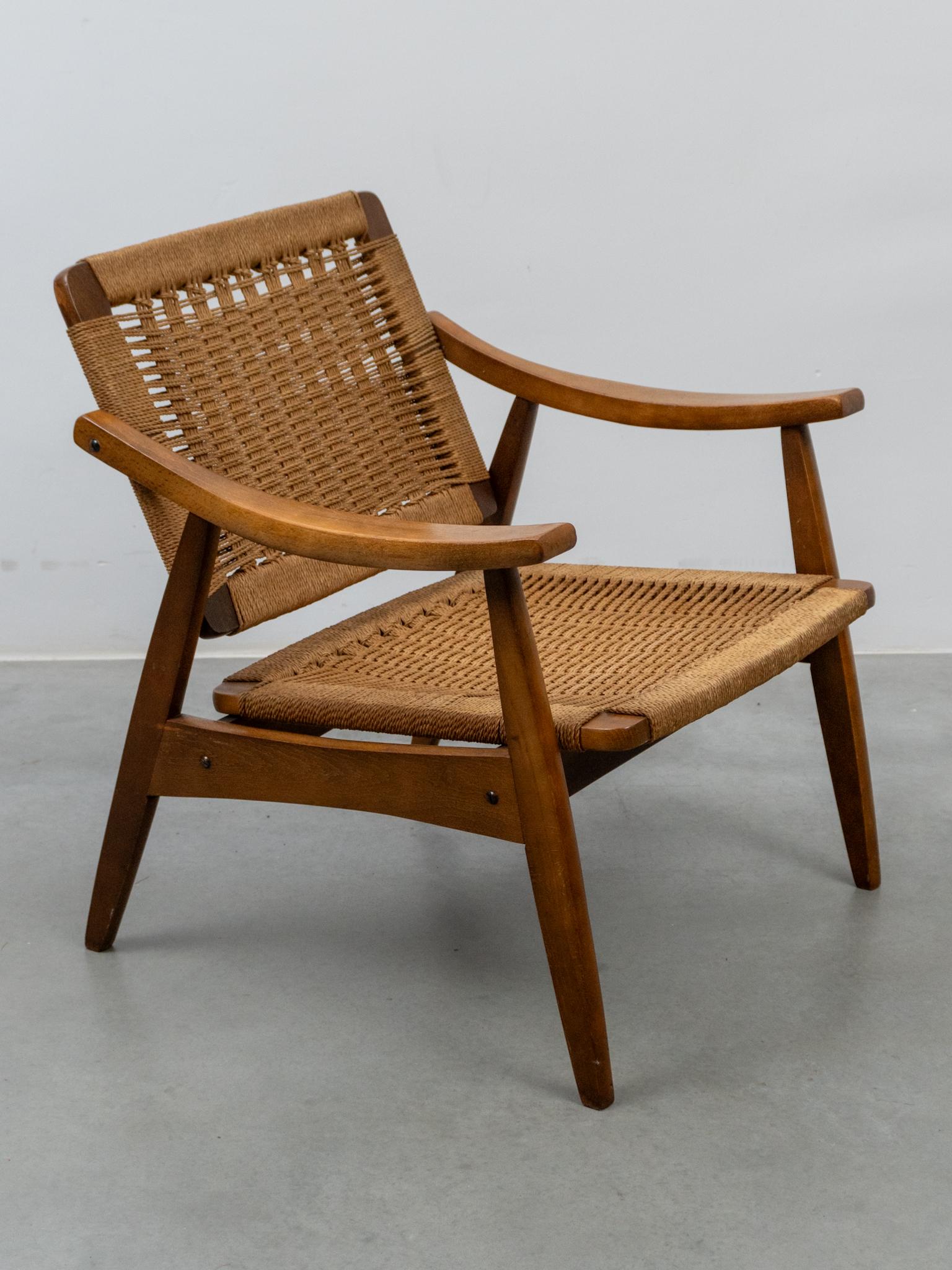 Silla de salón vintage tejida con cuerda al estilo de Hans Wegner en venta 8