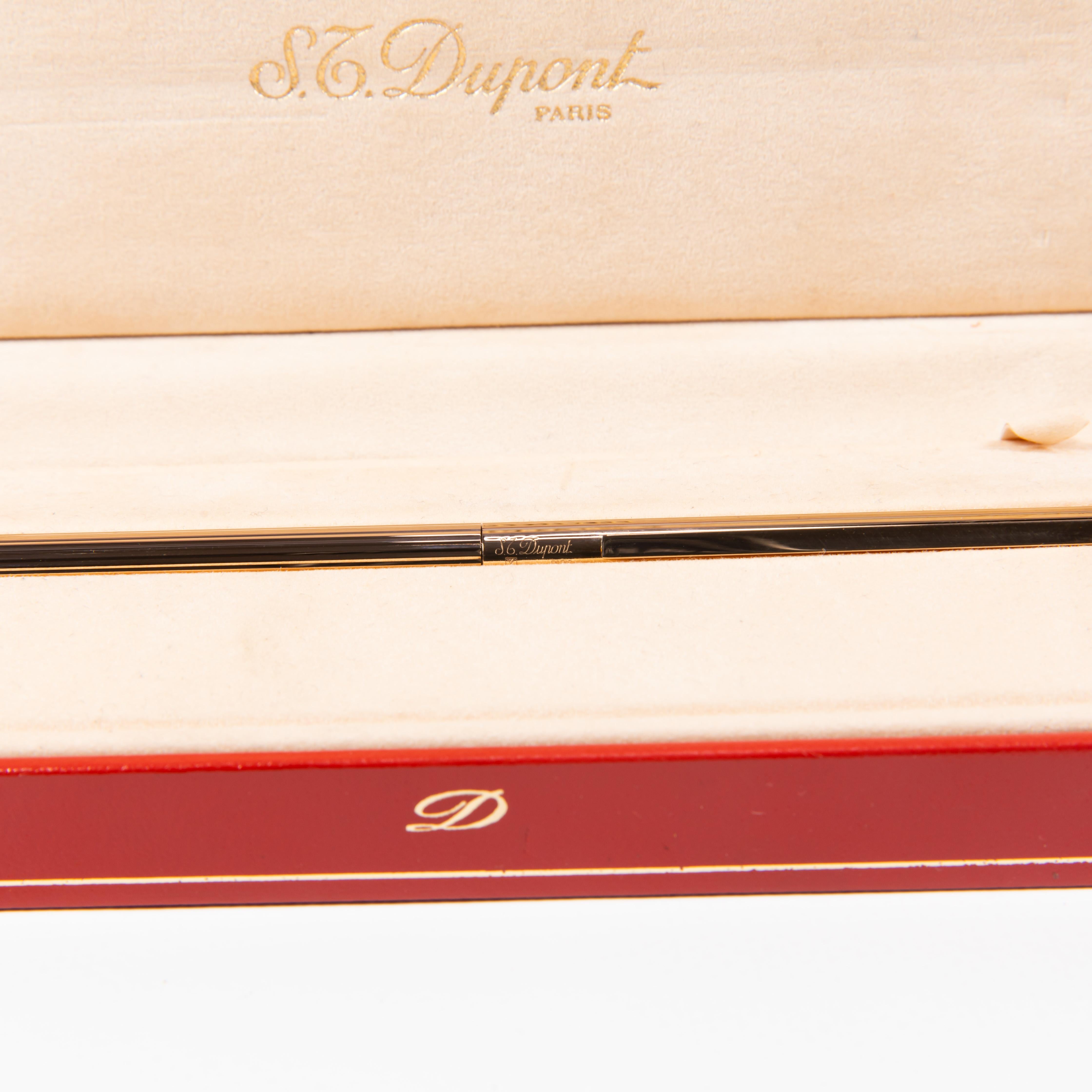 Vintage Rose Gold Plated S.T. DUPONT Classique Stylo à bille dans sa boîte 1980 en vente 1