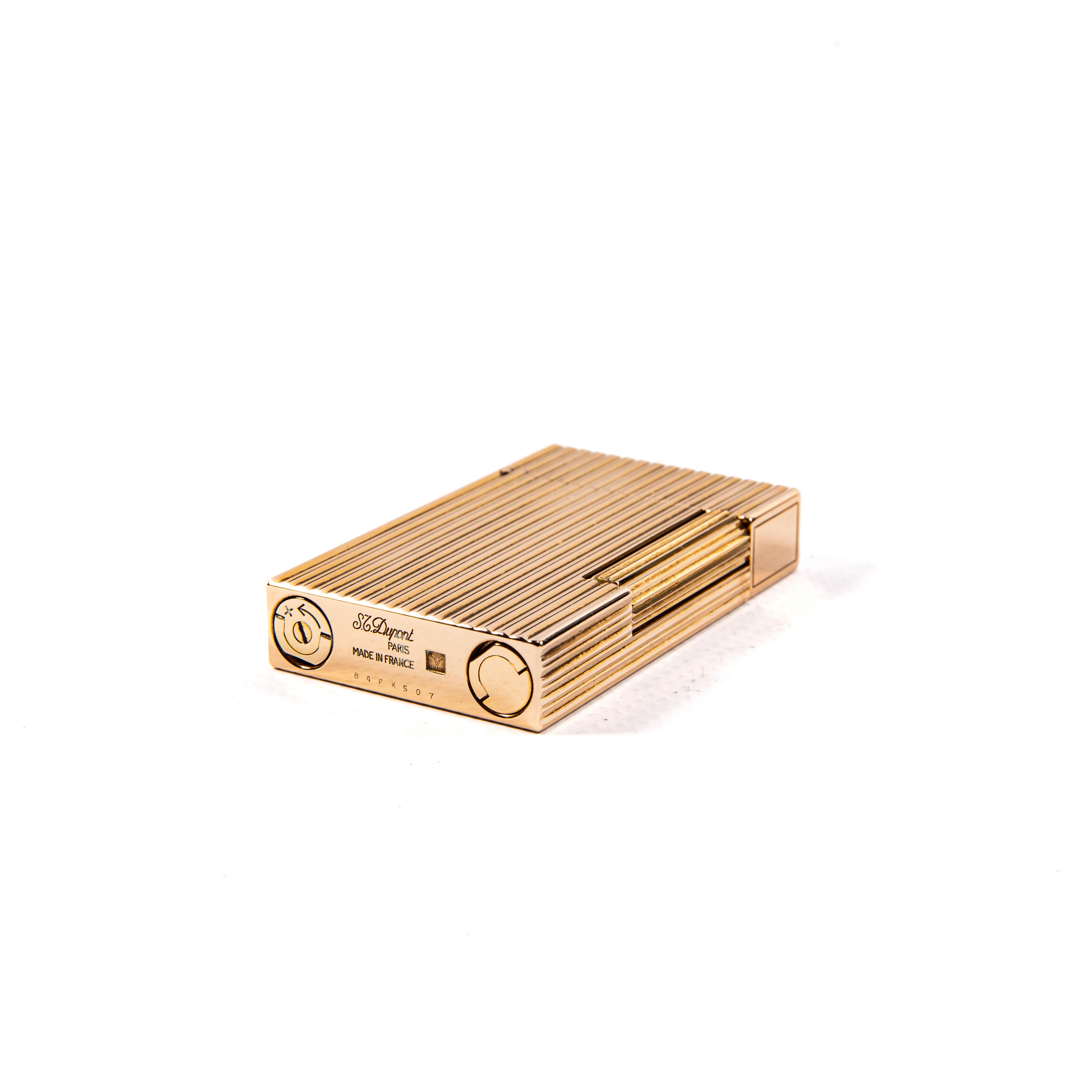Vintage Rose Gold Plated S.T. DUPONT Ligne 2 Regular Lighter 1990s For Sale 5