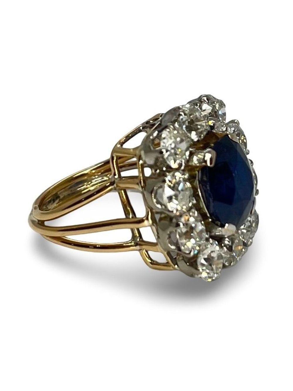 Anillo vintage de oro rosa con zafiro de 3 ct y diamantes de 3 ct Art Decó en venta