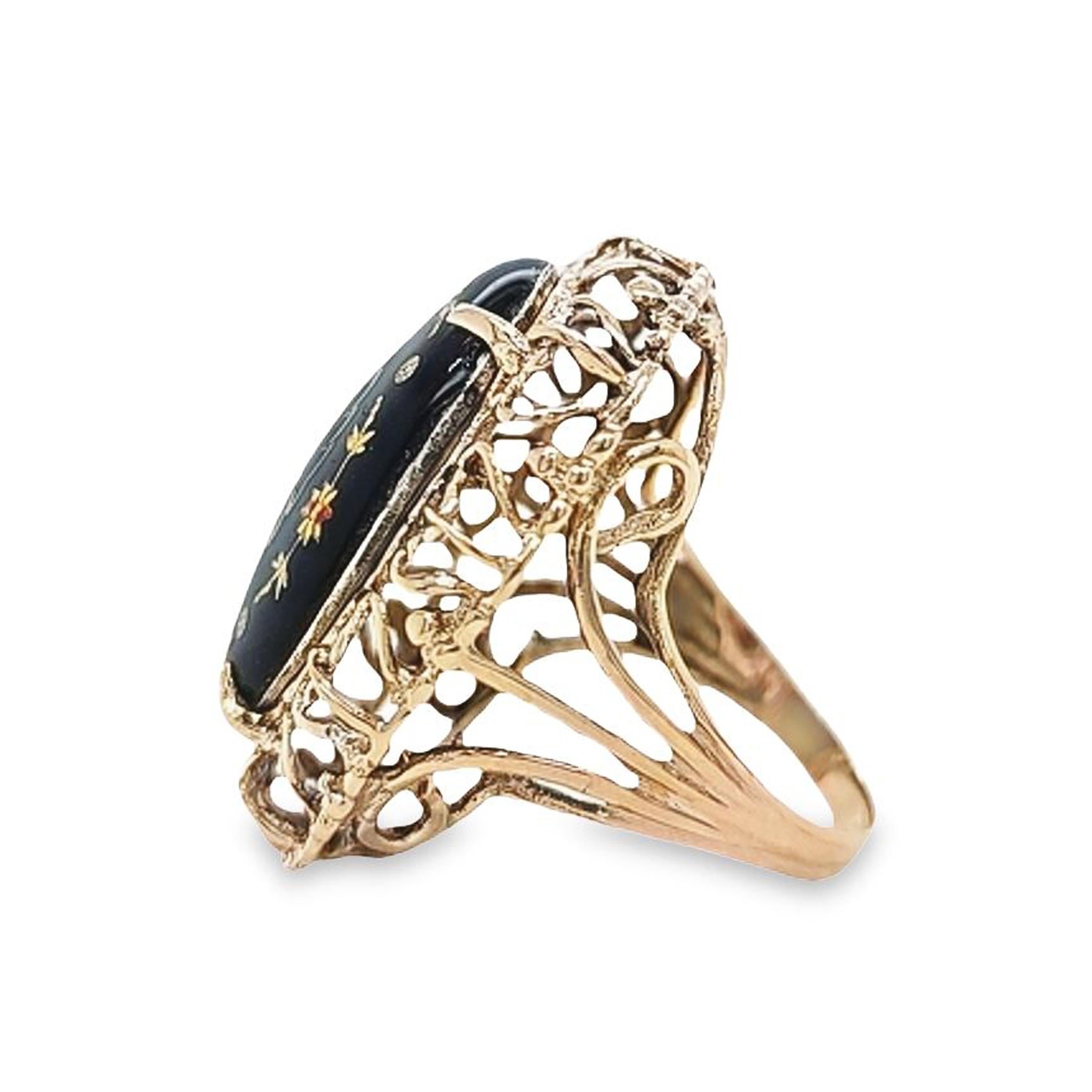Bague vintage en or rose avec centre en verre fleuri Bon état - En vente à Coral Gables, FL