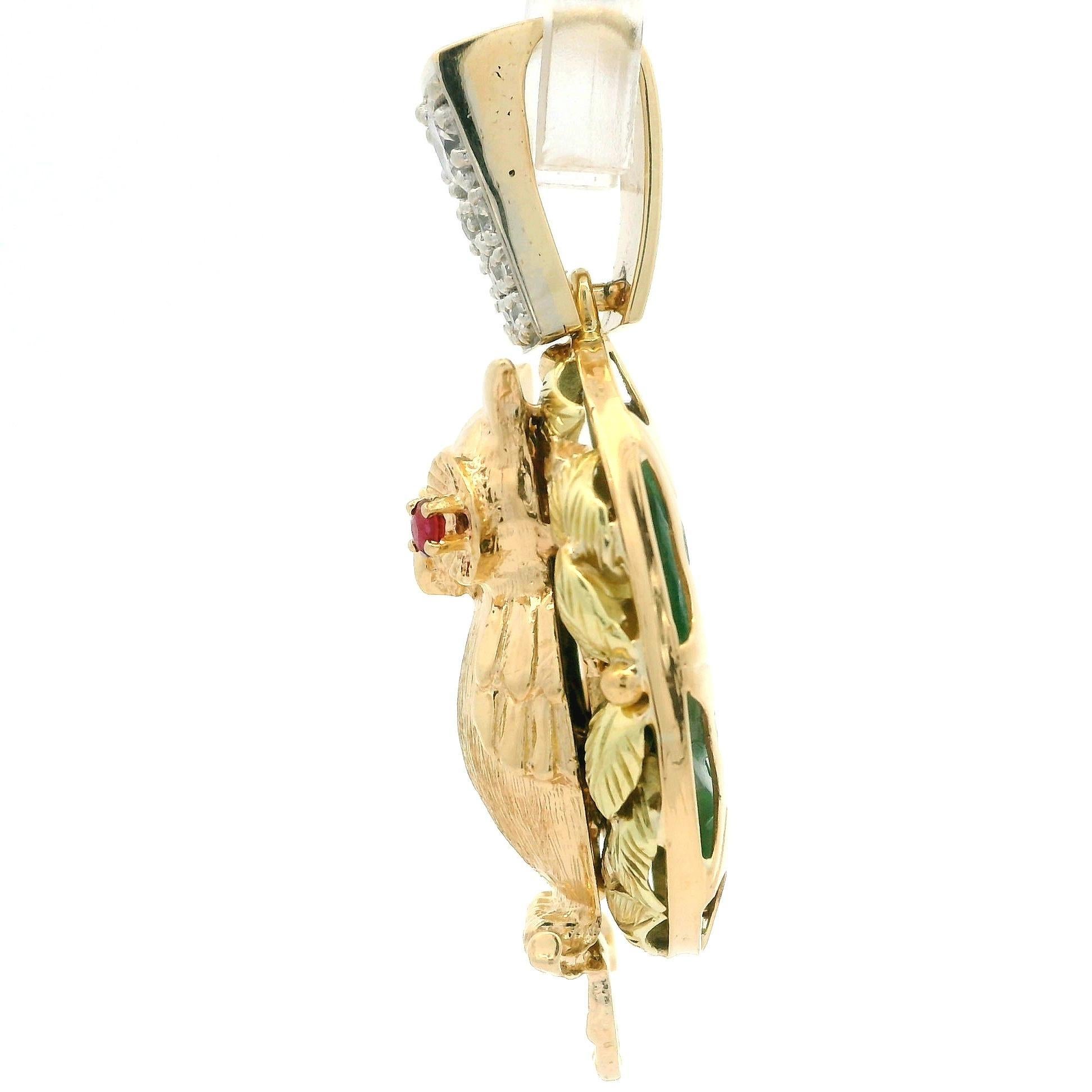 Women's or Men's Vintage Rose Green Gold Diamond Ruby & Carved Jade Owl Foliage Frame Pendant For Sale