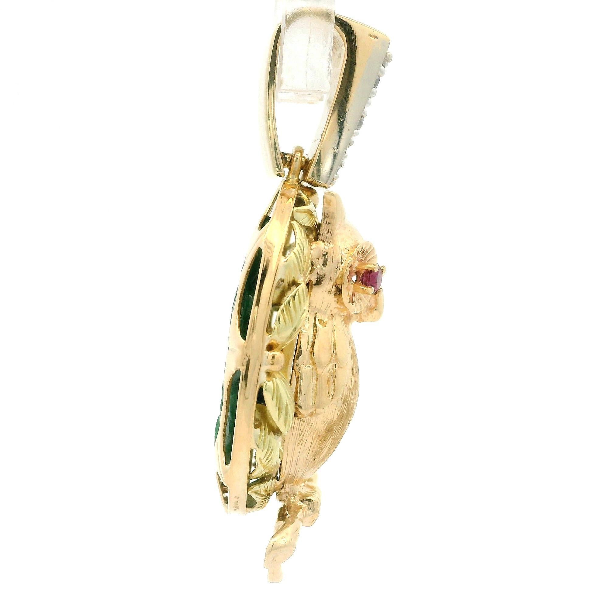 Vintage Rose Green Gold Diamond Ruby & Carved Jade Owl Foliage Frame Pendant For Sale 2
