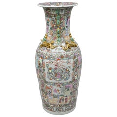 Jarrón Urna de Palacio de Porcelana de Exportación China Vintage con Medallón Rosa Grande y Alto