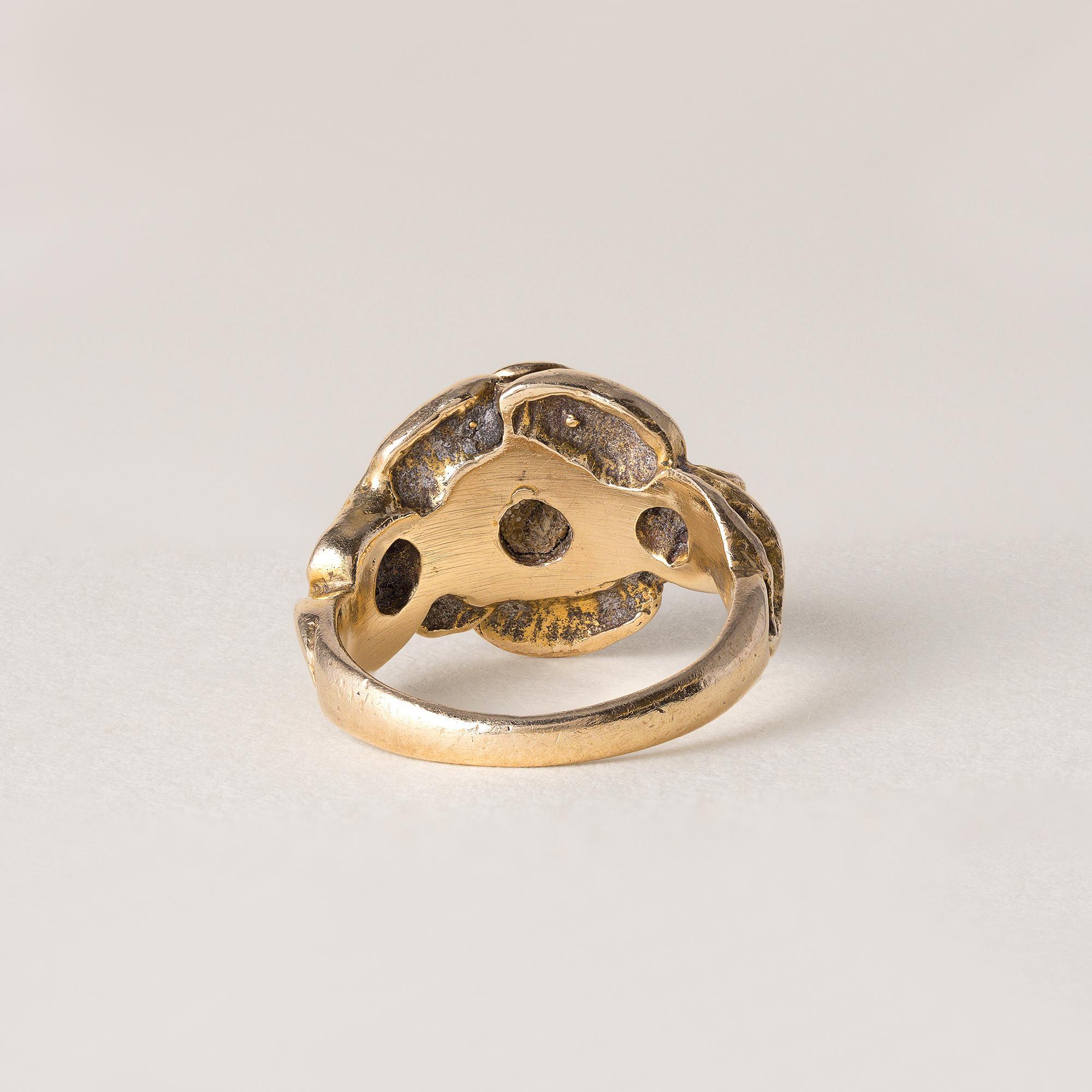 Vintage Rose Petal Flora Diamond Ring 14K Yellow Gold In Good Condition For Sale In Los Angeles, CA