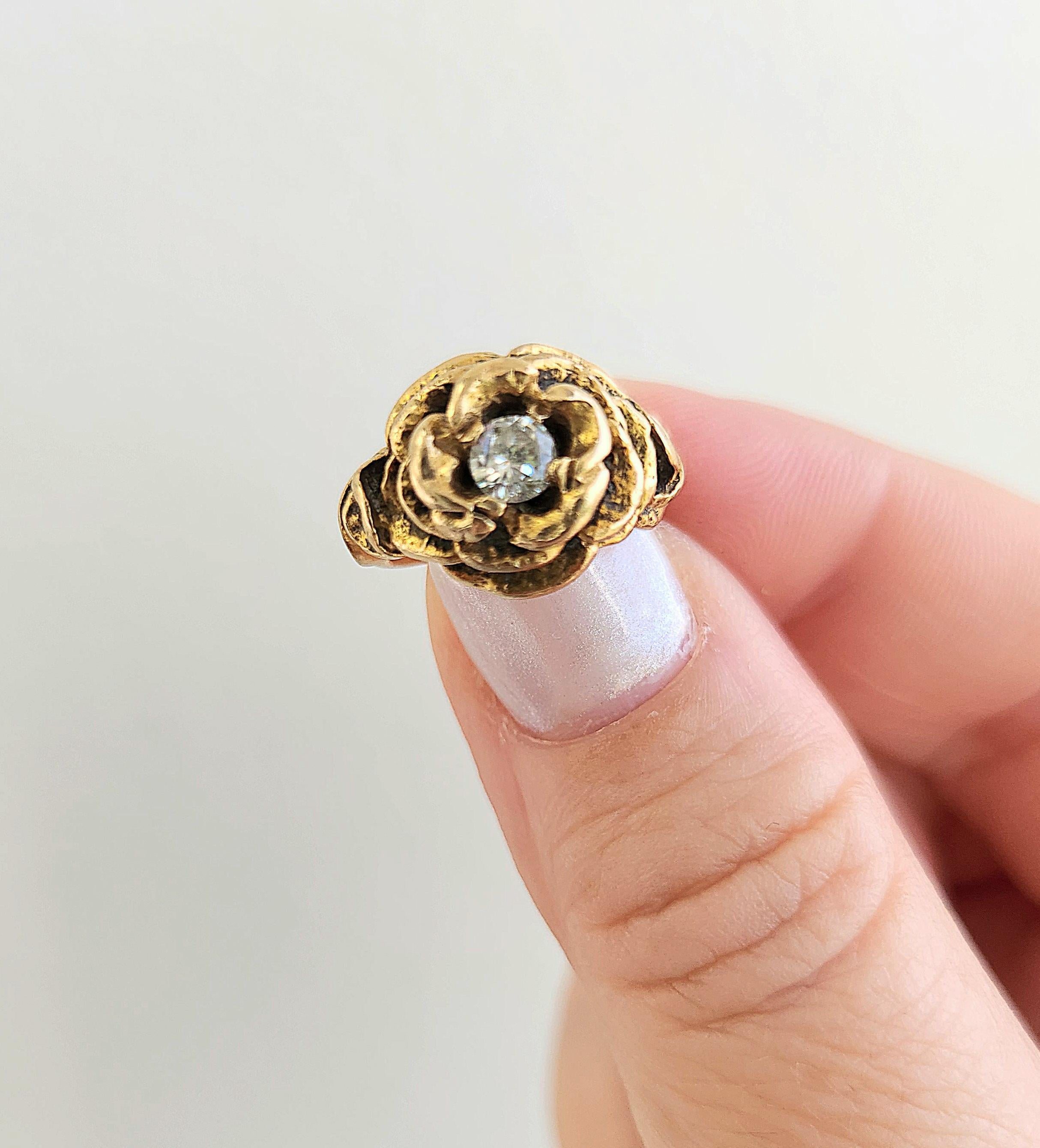 Women's Vintage Rose Petal Flora Diamond Ring 14K Yellow Gold For Sale