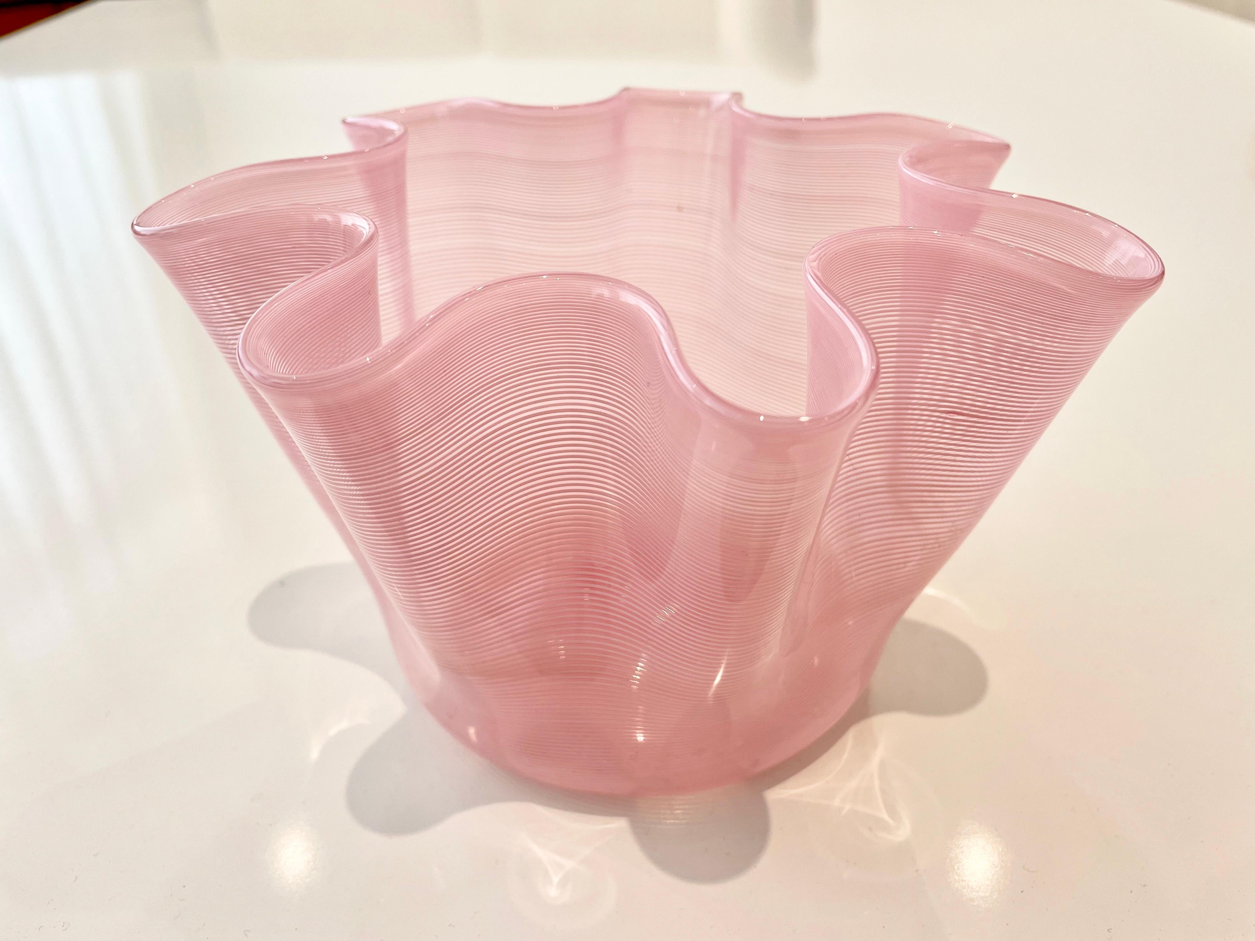 Vintage Rose Pink Glass Bowl In Excellent Condition In Denver, CO