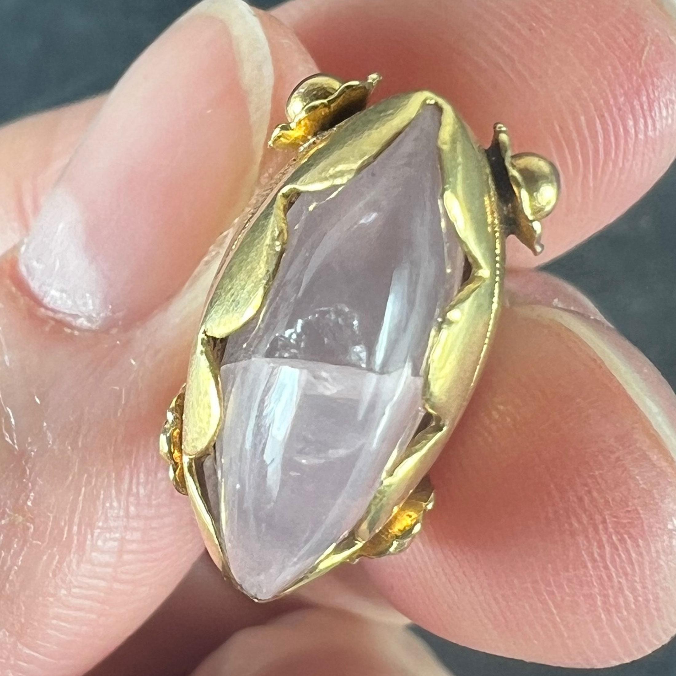 Vintage Rose Quartz Flowers 18 Karat Yellow Gold Charm Pendant For Sale 5