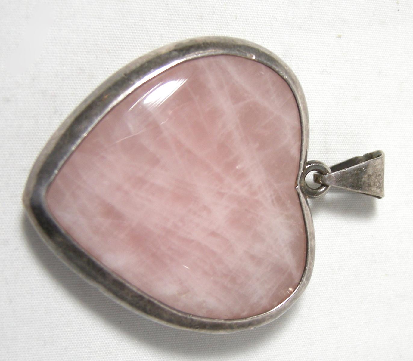 Women's or Men's Vintage Rose Quartz & Sterling Silver Heart Pendant For Sale