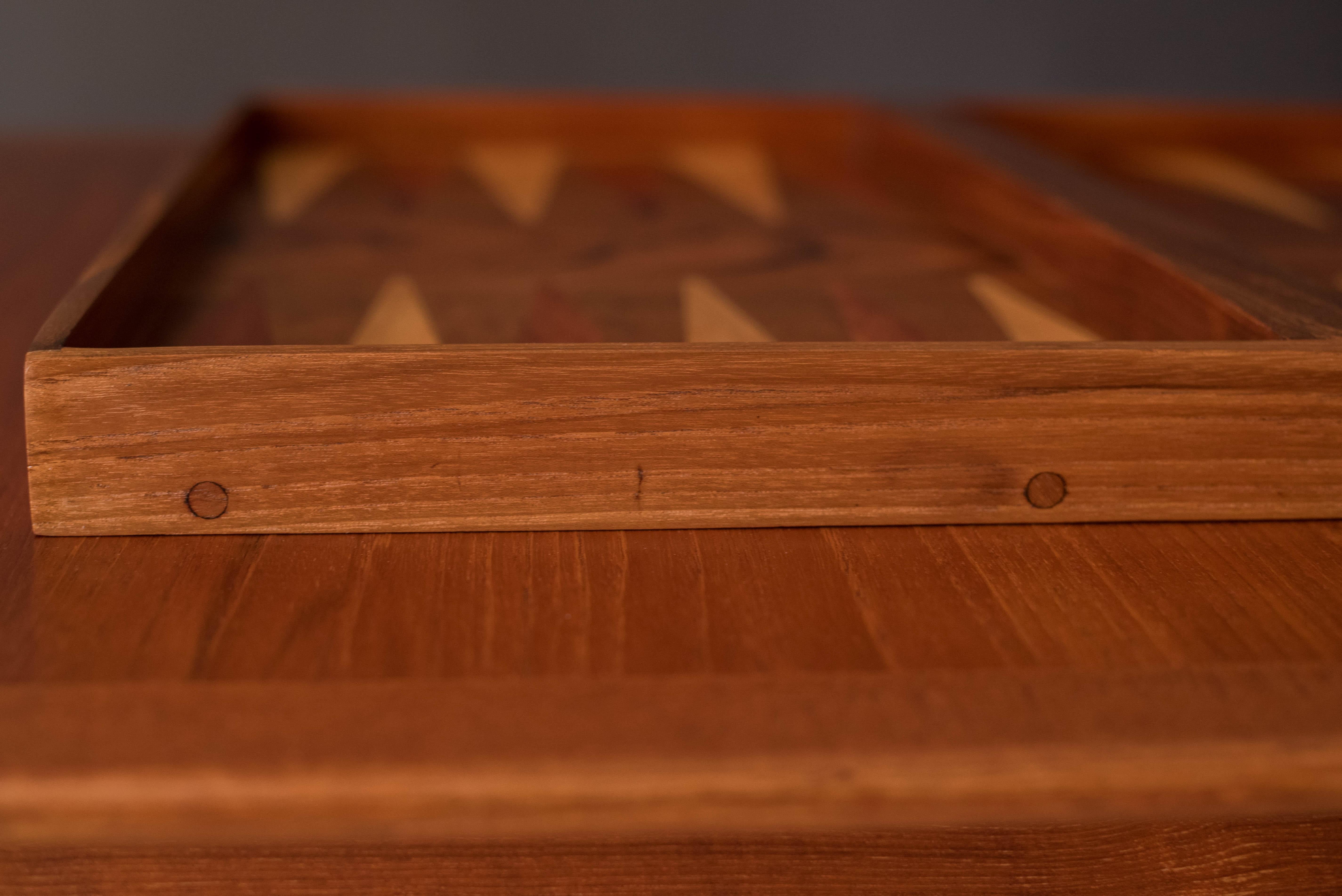 Vintage Rosewood and Walnut Backgammon Board Game Set 12