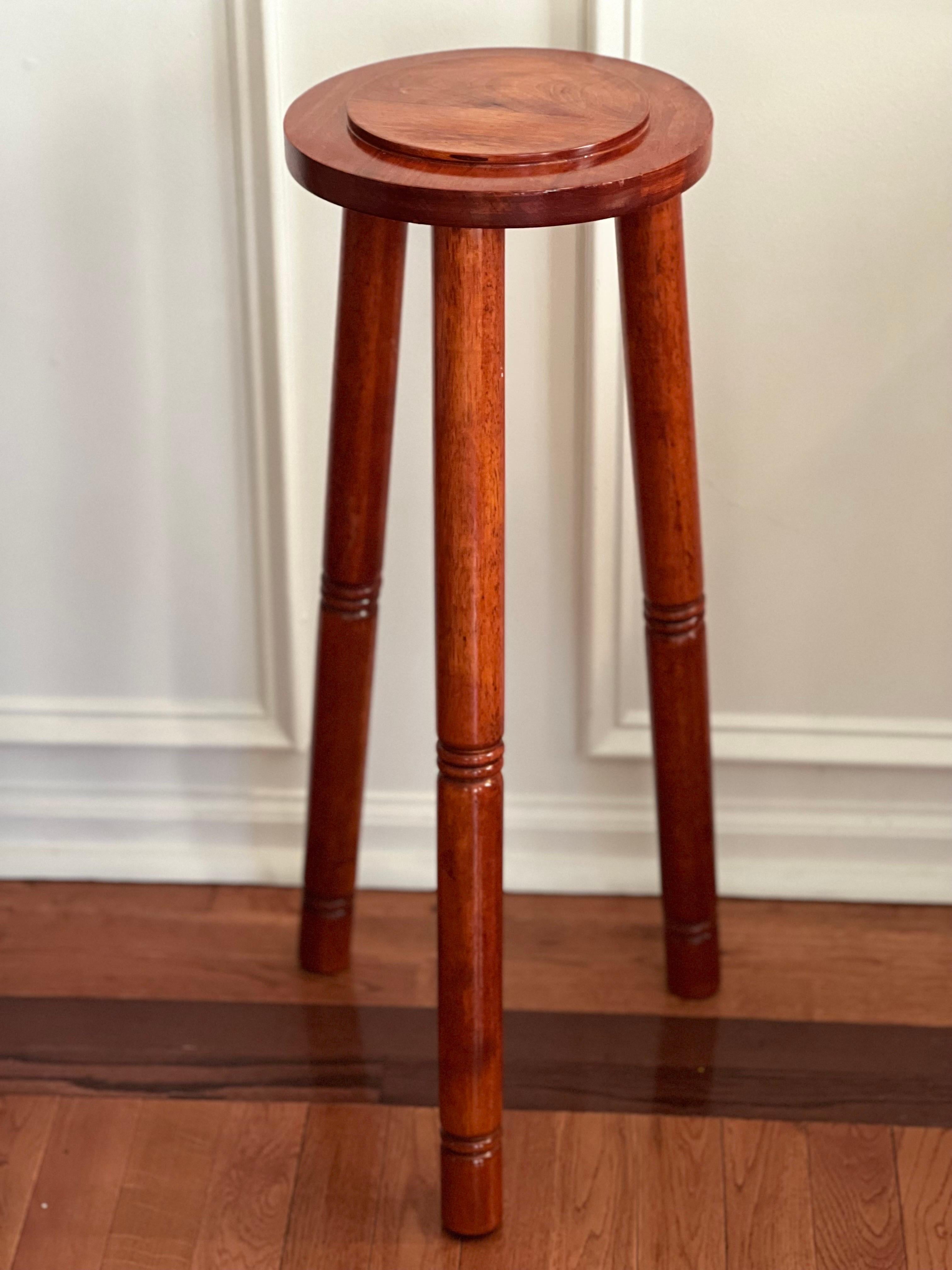 Vintage Rosewood Bowl on Stand In Good Condition For Sale In Doylestown, PA