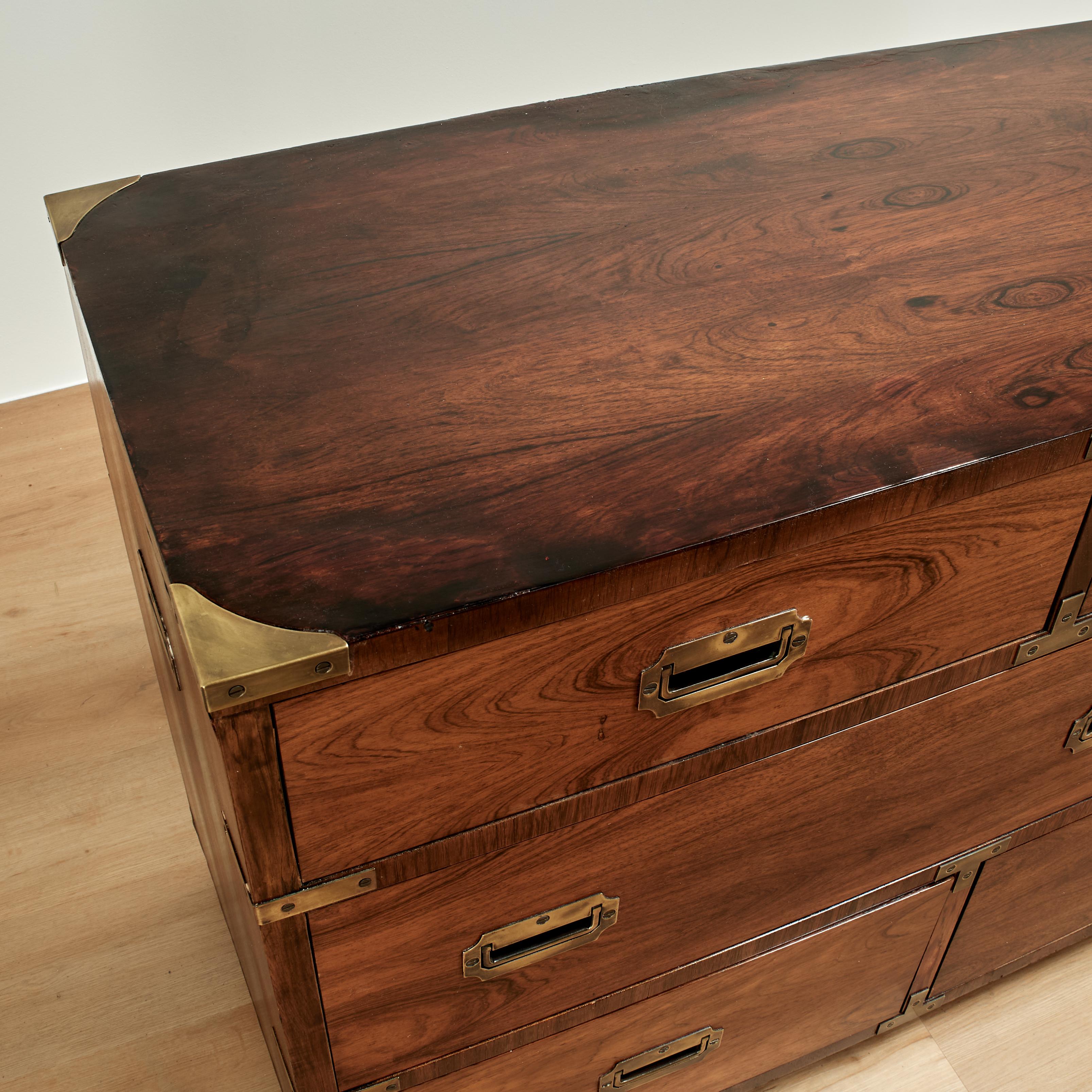 Cassettiera in stile Campaigner in palissandro d'epoca in vendita 1