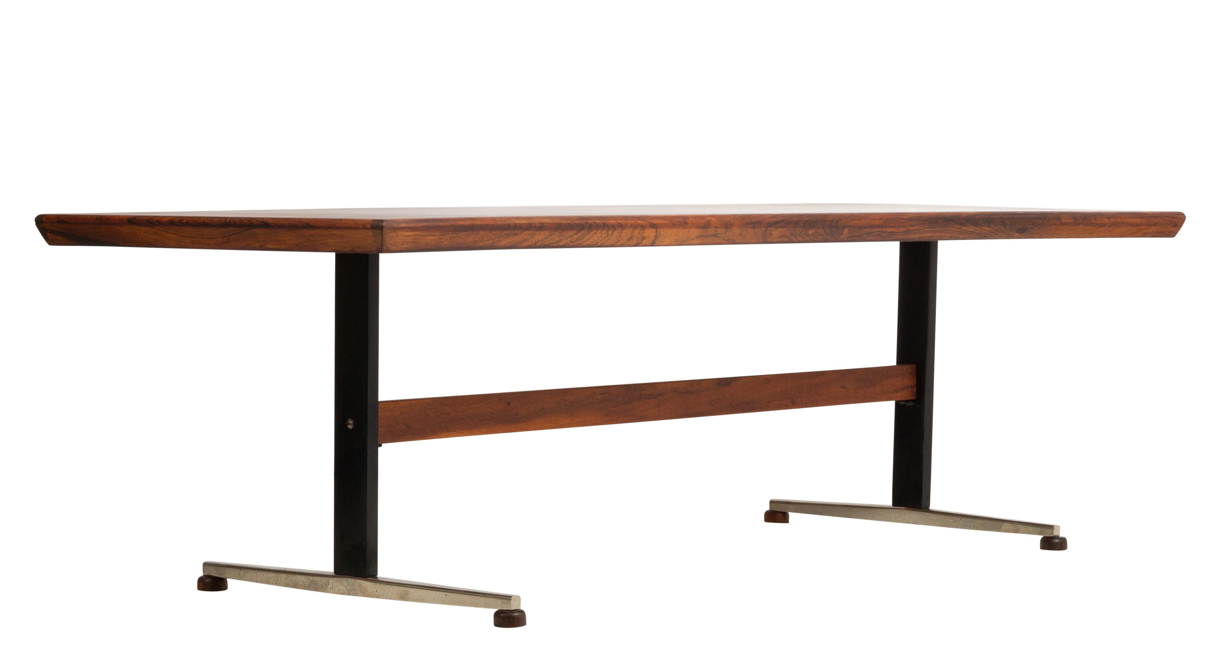 Mid-Century Modern Vintage Rosewood Coffee Table 1951 For Sale
