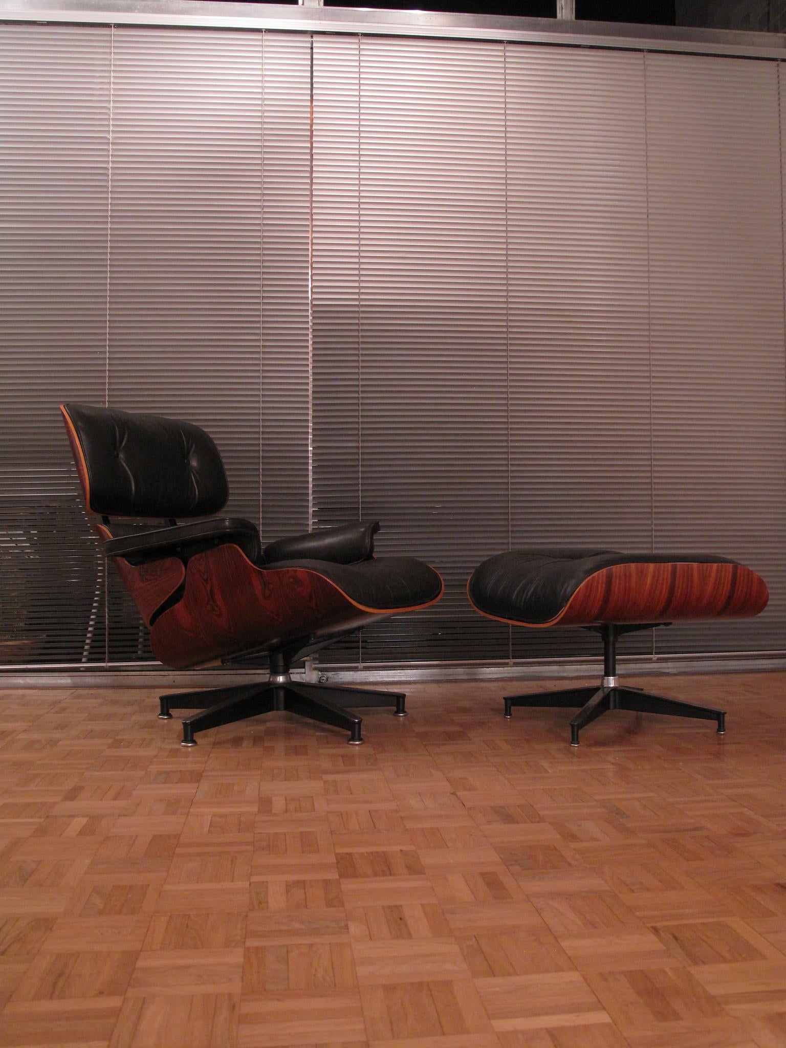 Vintage Rosewood Eames Lounge Chair and Ottoman 6