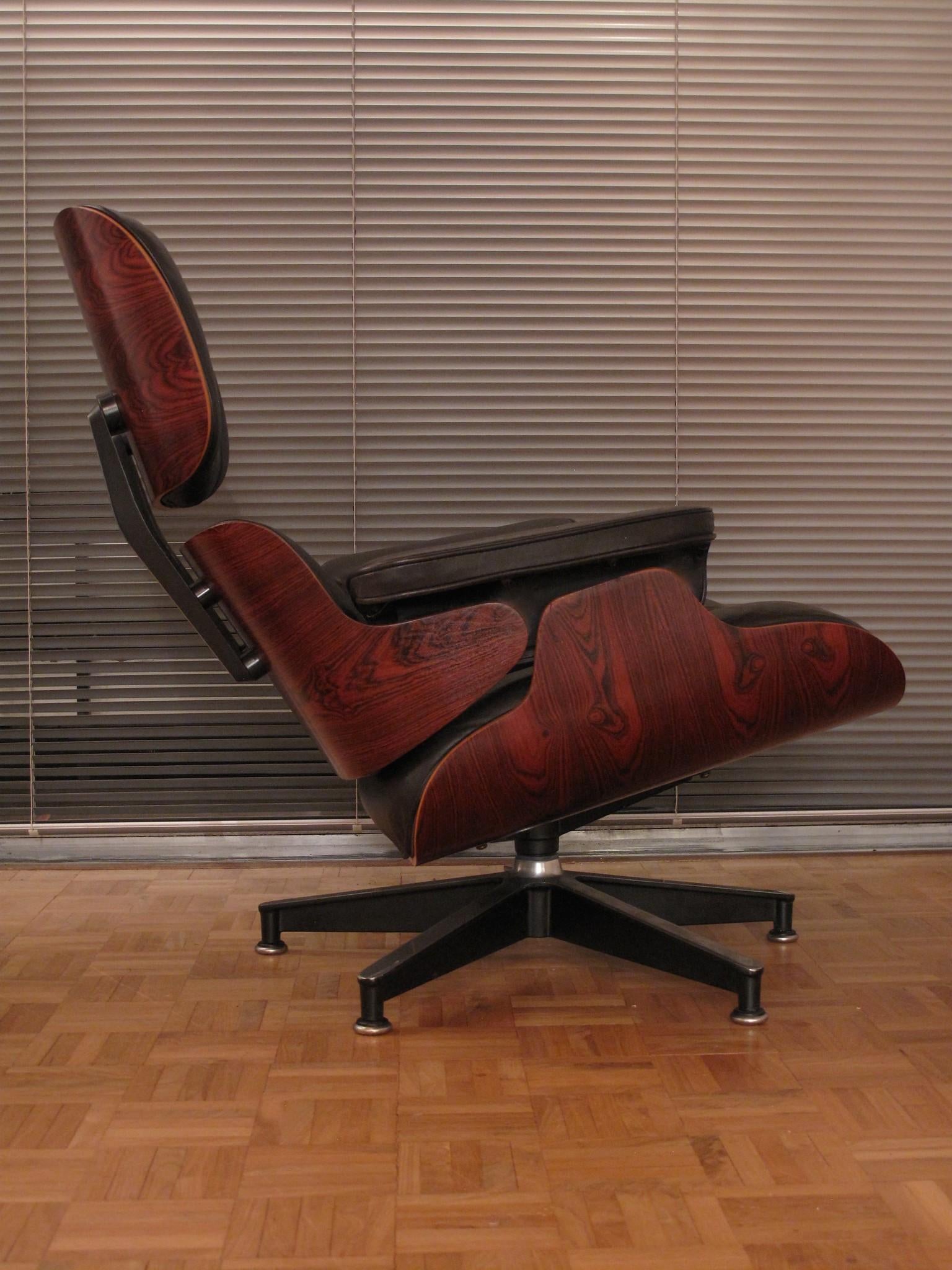 Vintage Rosewood Eames Lounge Chair and Ottoman 1