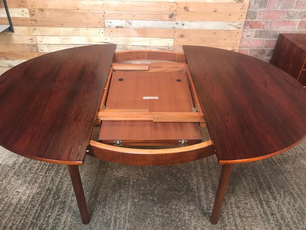Vintage Foldout Dining Table Tom Robertson for McIntosh, 1960 For Sale 2