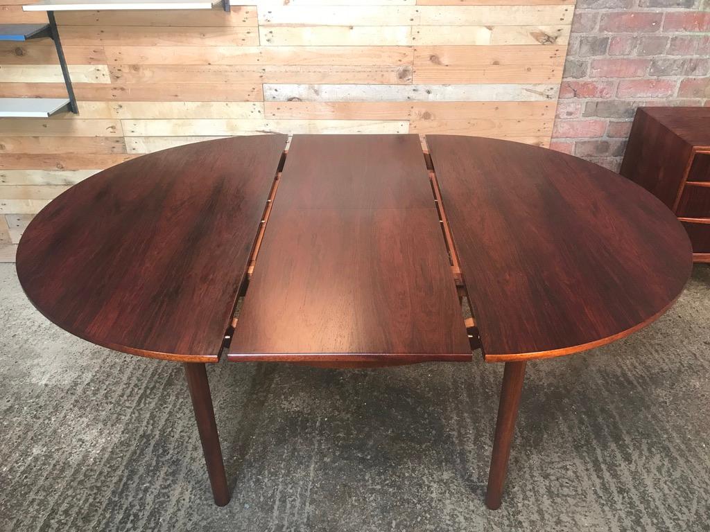 Vintage Foldout Dining Table Tom Robertson for McIntosh, 1960 For Sale 3