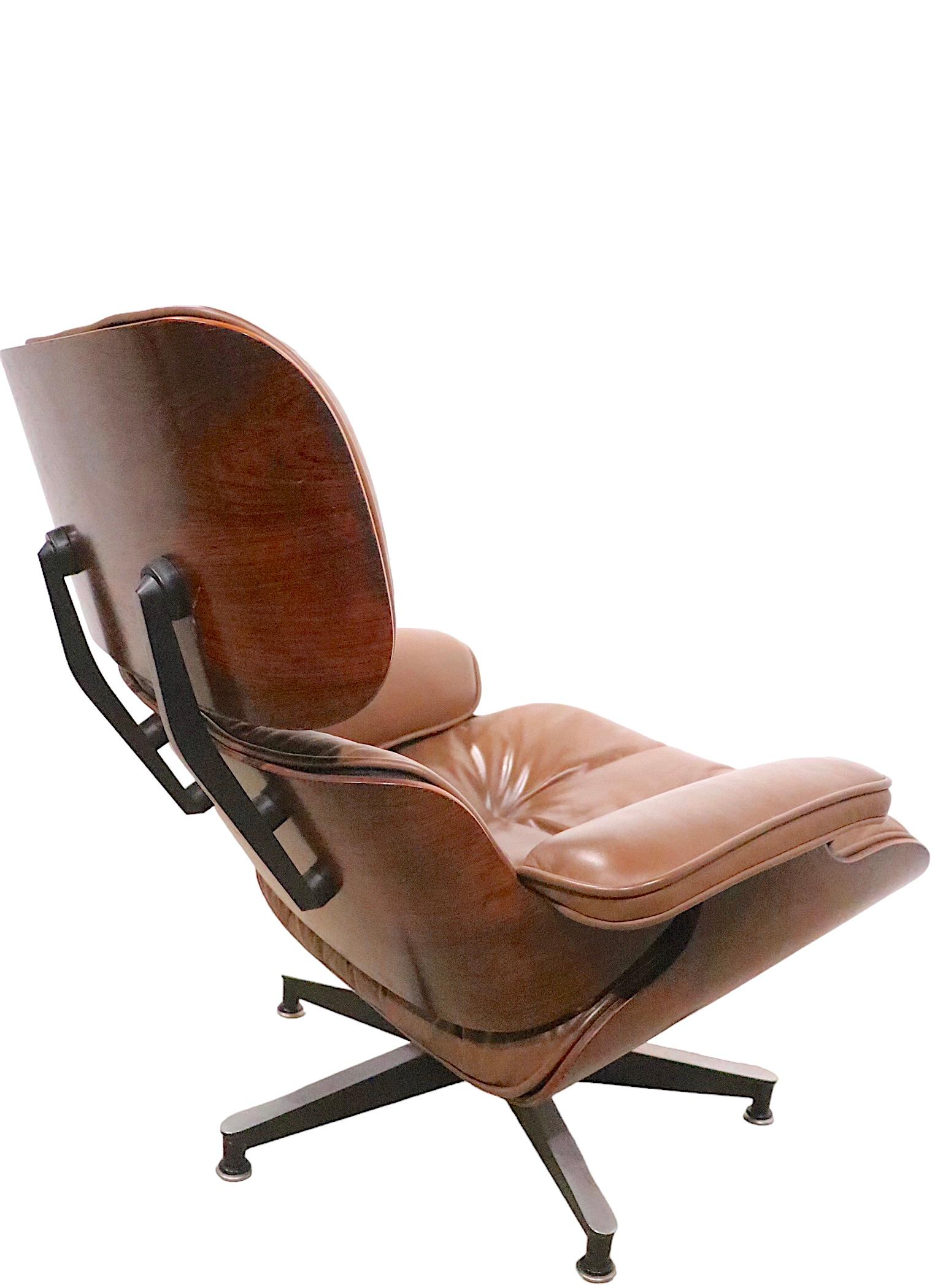 Vintage Rosewood Leather Eames Herman Miller 670 671 Lounge Chair and Ottoman  In Good Condition In New York, NY