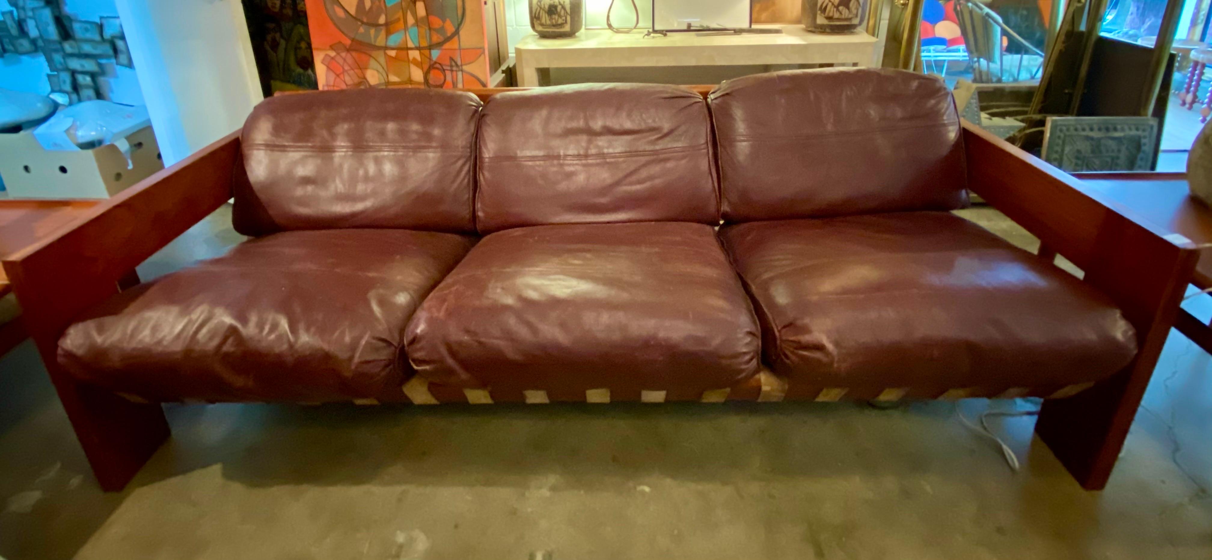 Vintage Rosewood / Leather Sofa Attrib. Sergio Rodrigues 5