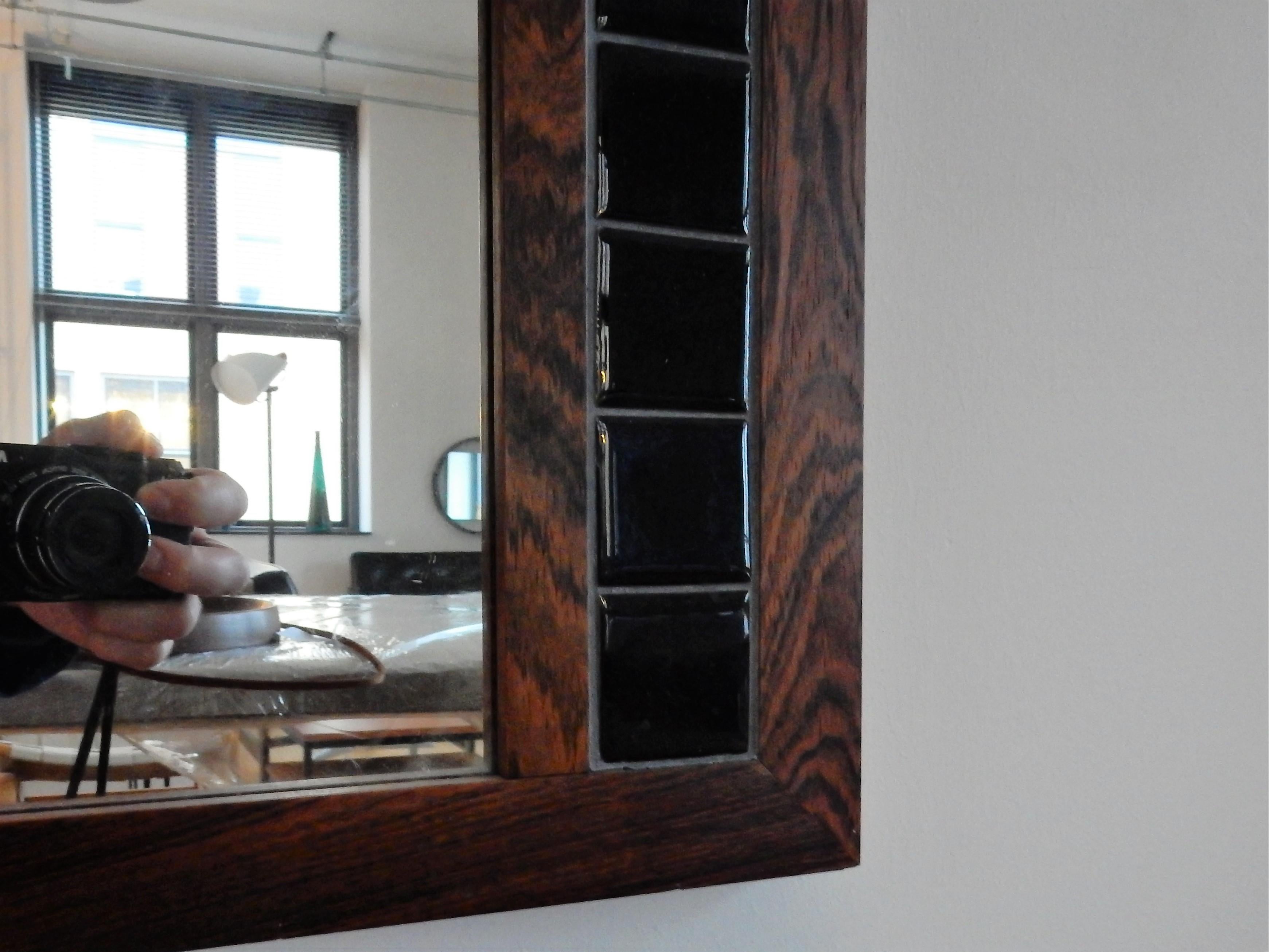 Vintage Rosewood Mirror with Blue Tiles, Denmark In Good Condition In Steenwijk, NL
