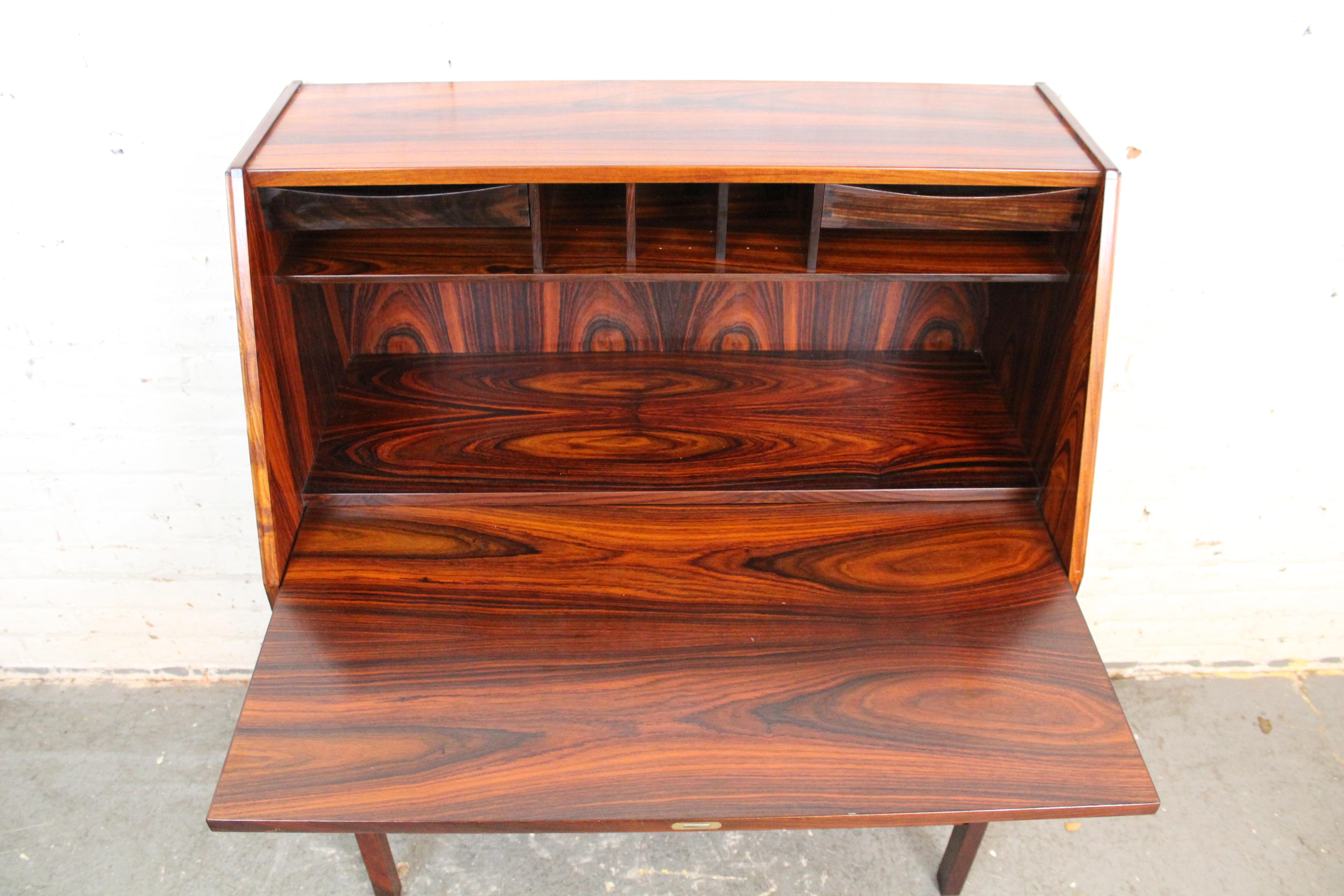 Vintage Rosewood Secretary Desk by Dyrlund Denmark In Good Condition For Sale In Brooklyn, NY