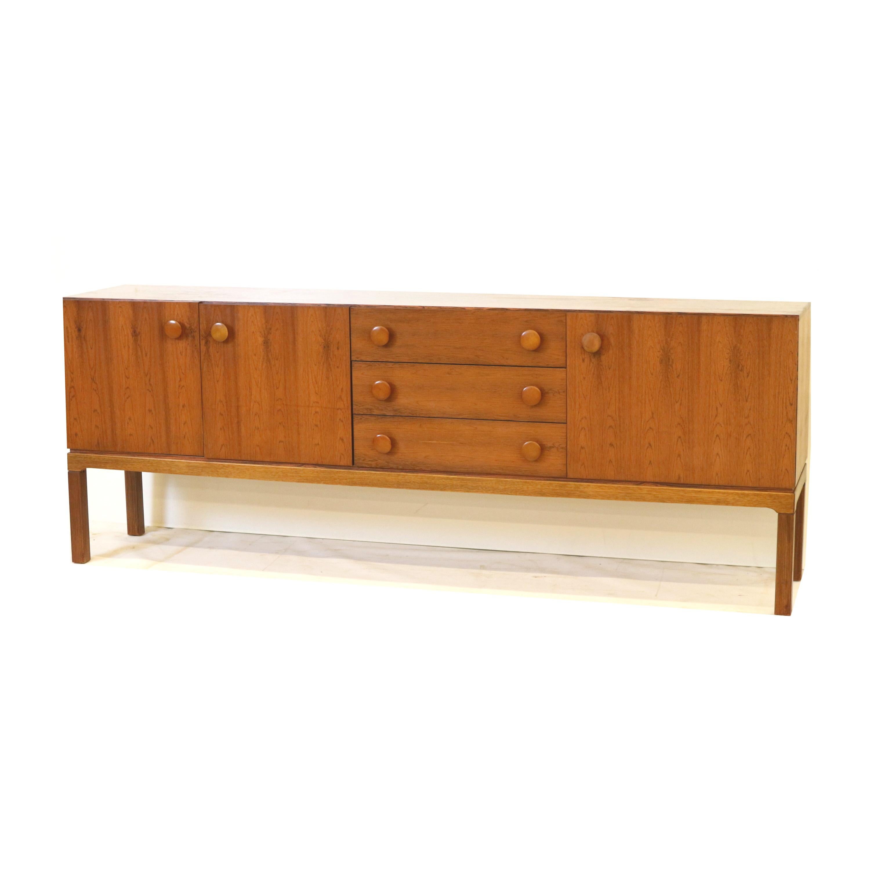 Bois de rose Buffet vintage en bois de rose de Palette Möbel fabriqué dans les années 60 en vente