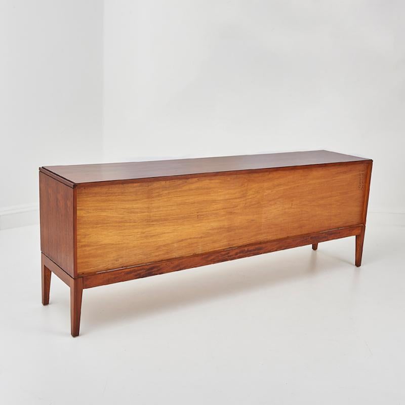 Aparador Vintage Rosewood de Robert Heritage para Archie Shine, Años 60 Moderno de mediados de siglo en venta