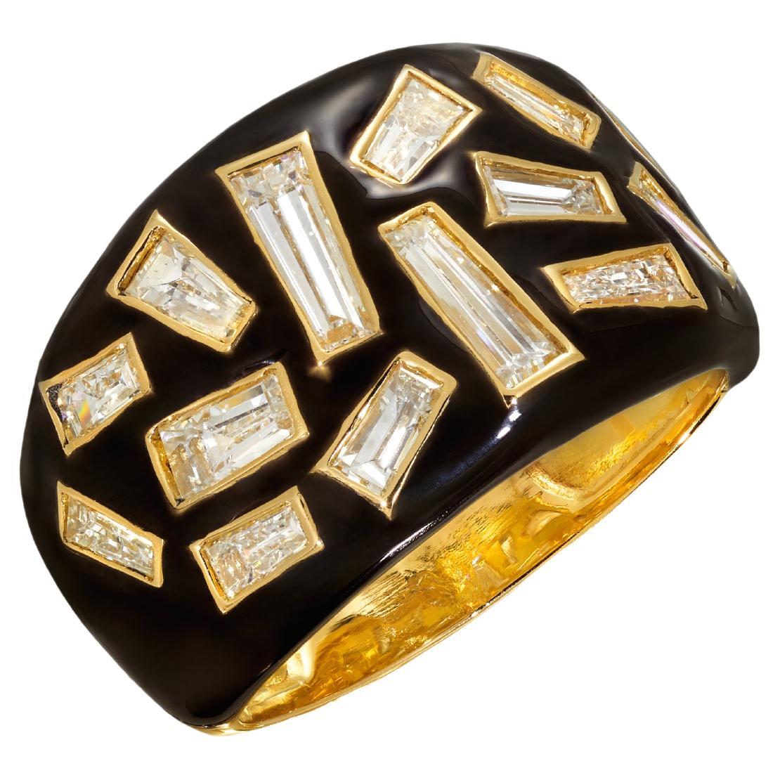 Anillo vintage Rosior de diamantes de talla trapezoidal engastados en oro amarillo y cerámica