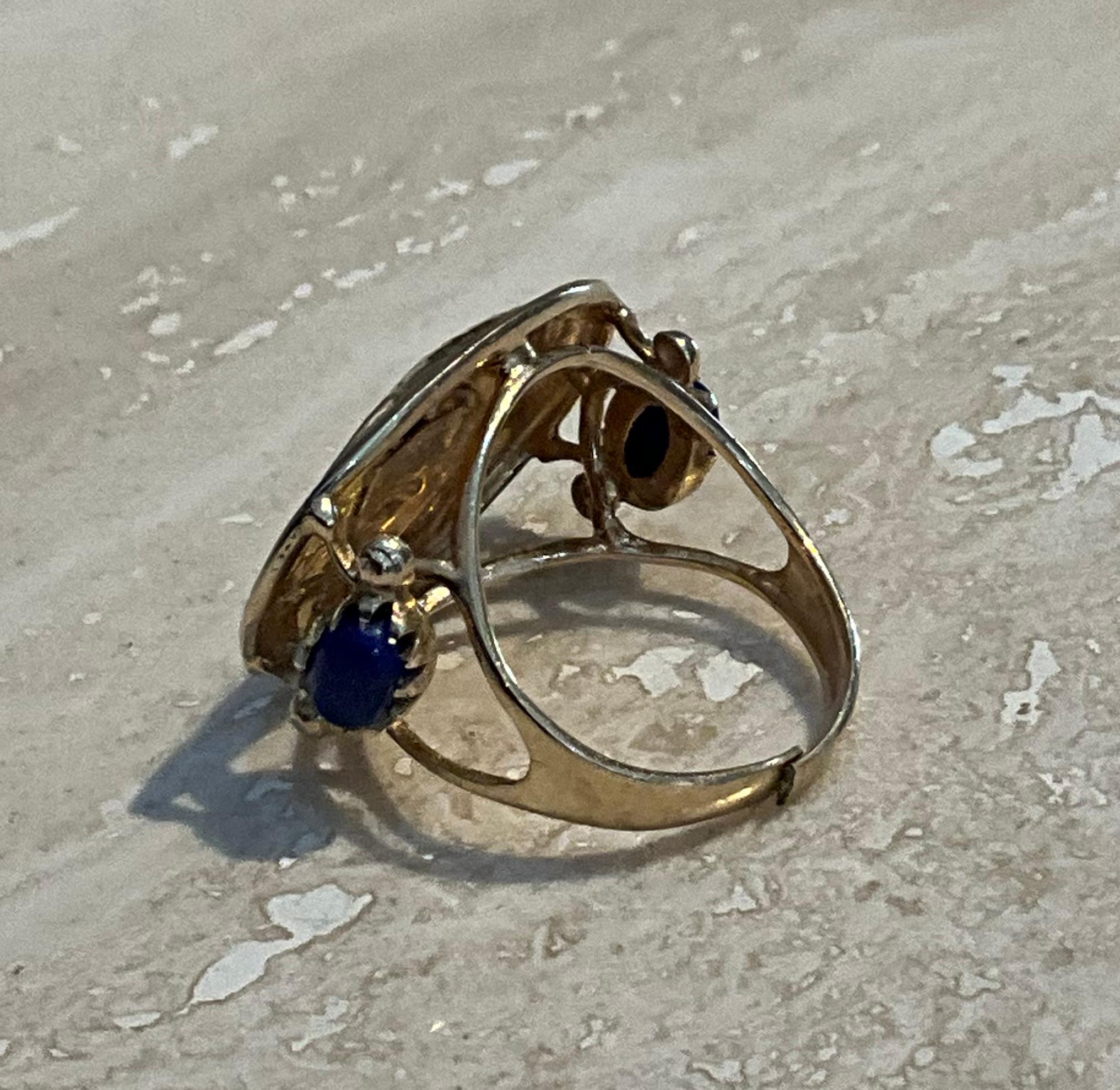 Vintage Ross-Simons Italian Tagliamonte Lapis Medusa Ring In Good Condition In West Palm Beach, FL