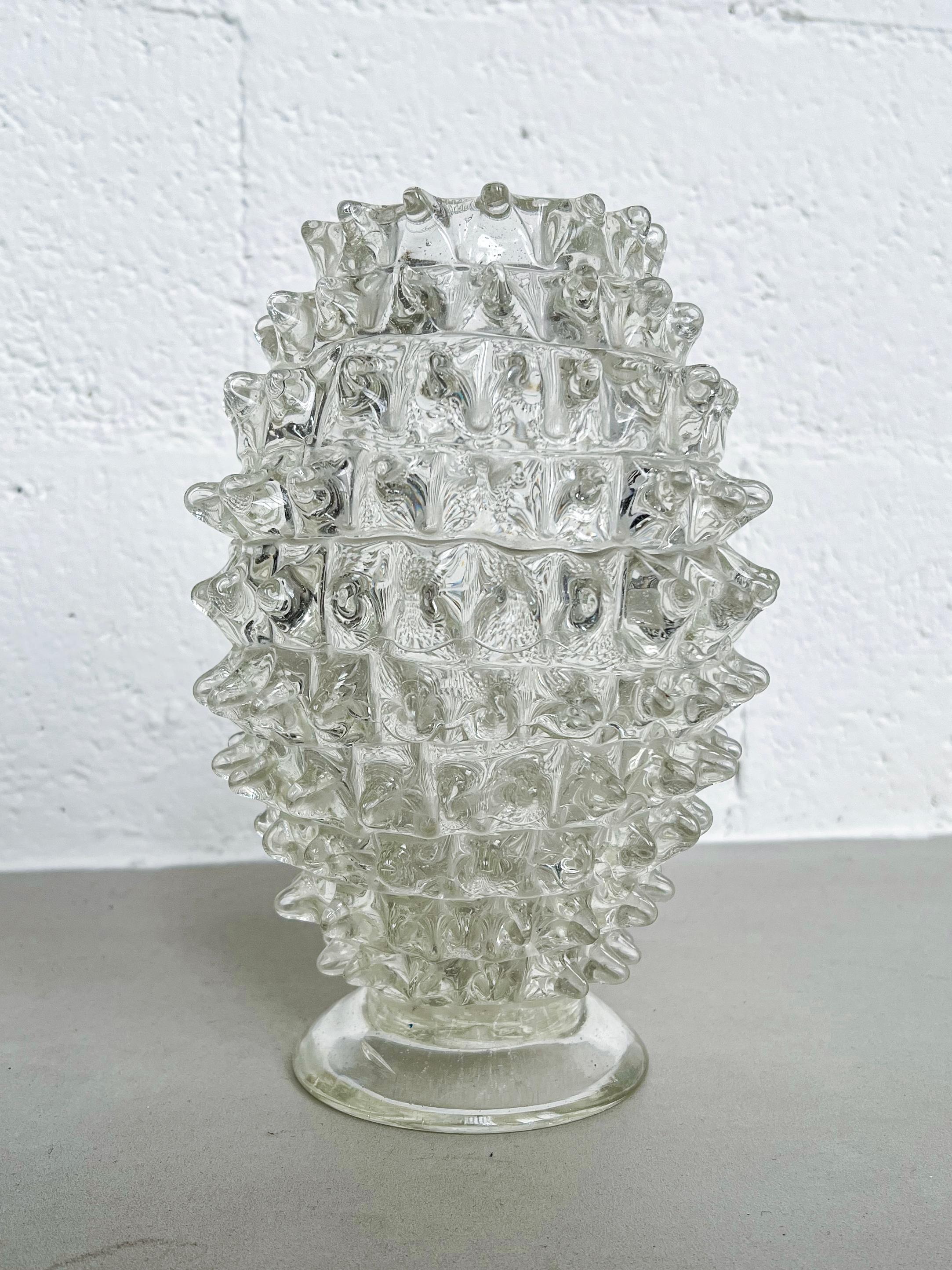 Modern Vintage Rostrato vase in clear Murano glass by Barovier and Toso, Italian 1960s For Sale