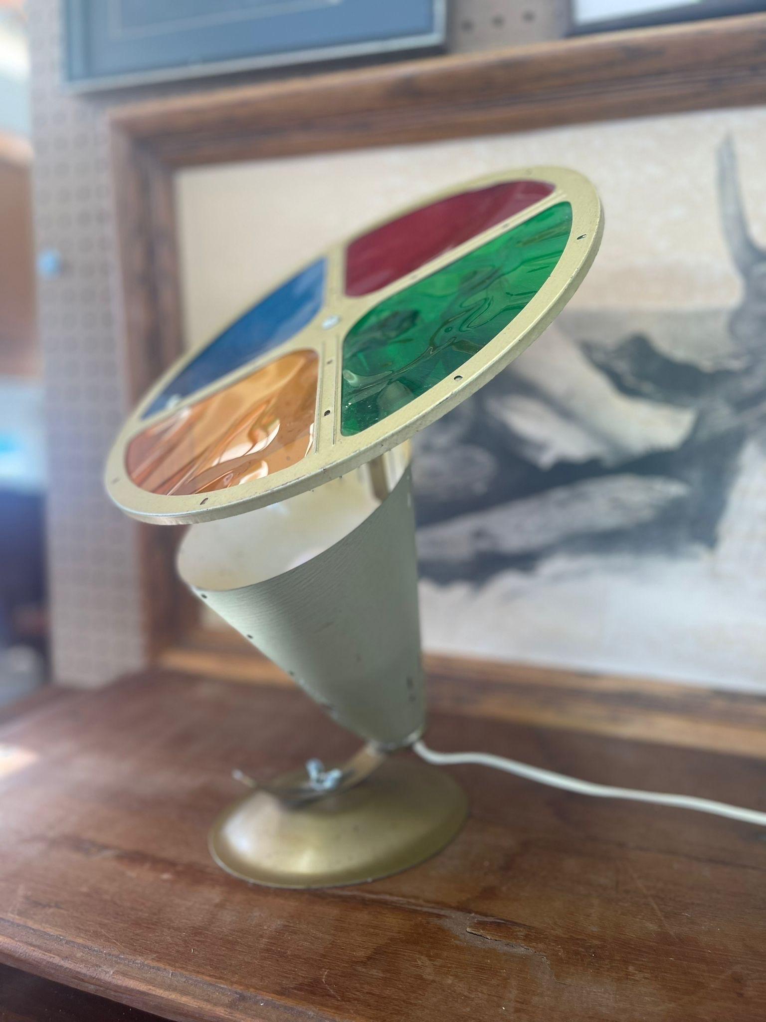 Mid-Century Modern Vintage Rotating Projector Lamp For Sale