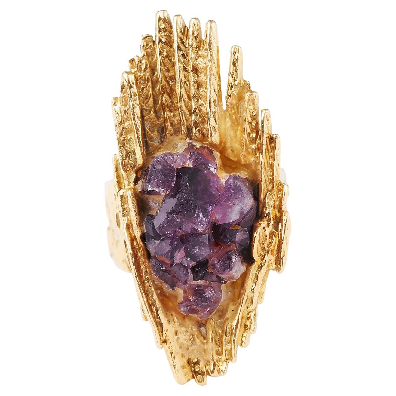 Vintage Rough Amethyst 18 Carats Yellow Gold Ring For Sale