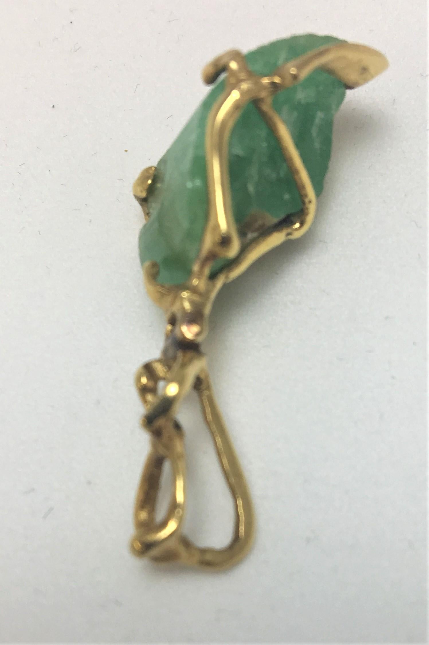 Vintage Rough Cut Emerald 18 Karat Yellow Gold Pendant In Fair Condition In Cincinnati, OH