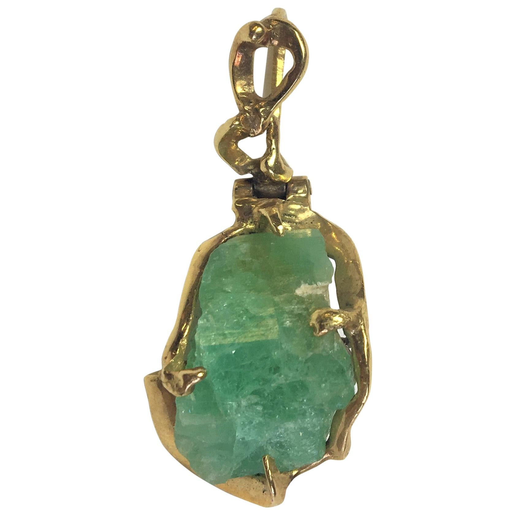 Vintage Rough Cut Emerald 18 Karat Yellow Gold Pendant
