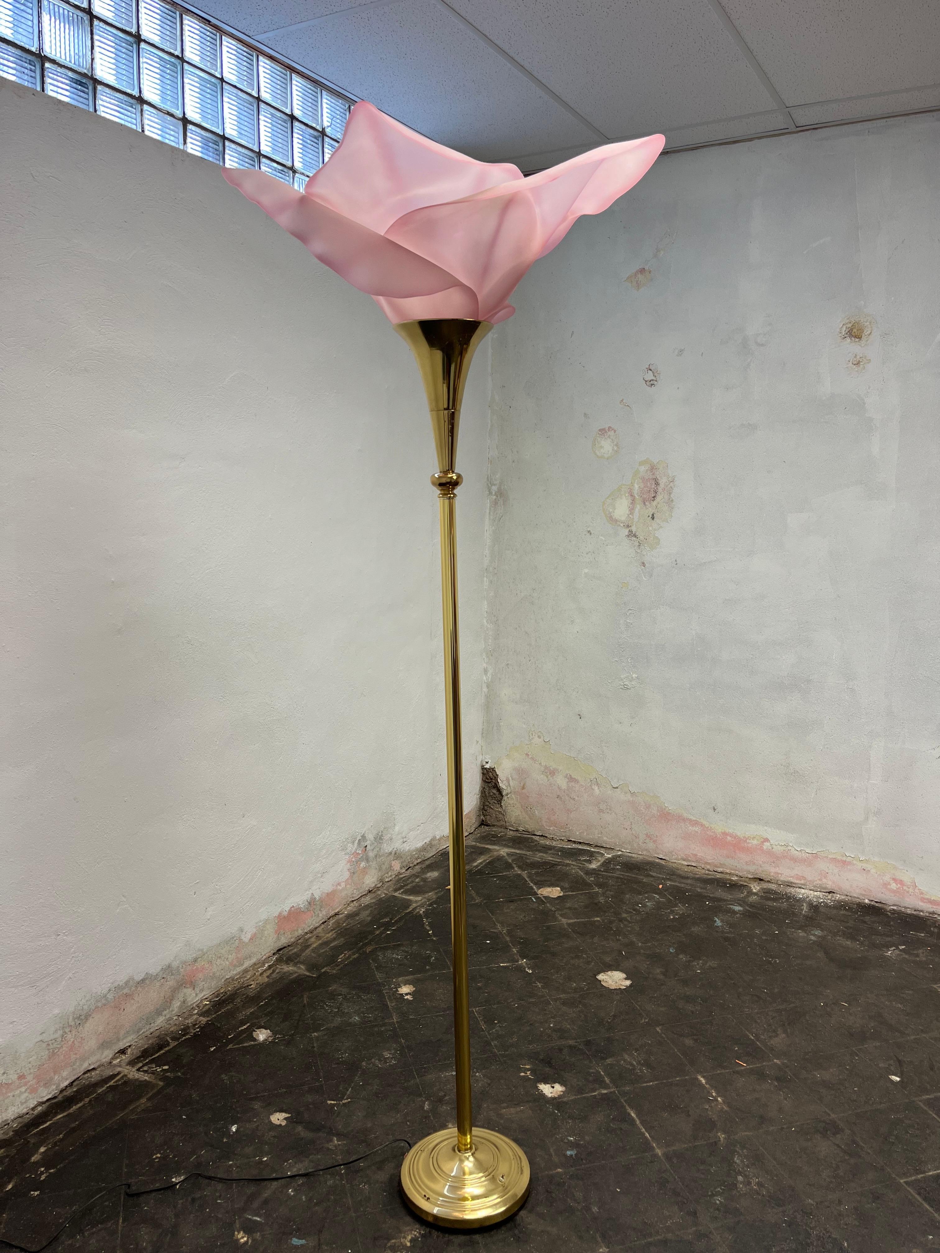 Spectacular brass floor lamp in trumpet form with a beautiful acrylic floral shade. Striking to say the least. Beautiful brass base offset with a warm pink/violet multi-petal acrylic shade. 
Curbside to NYC/Philly $400