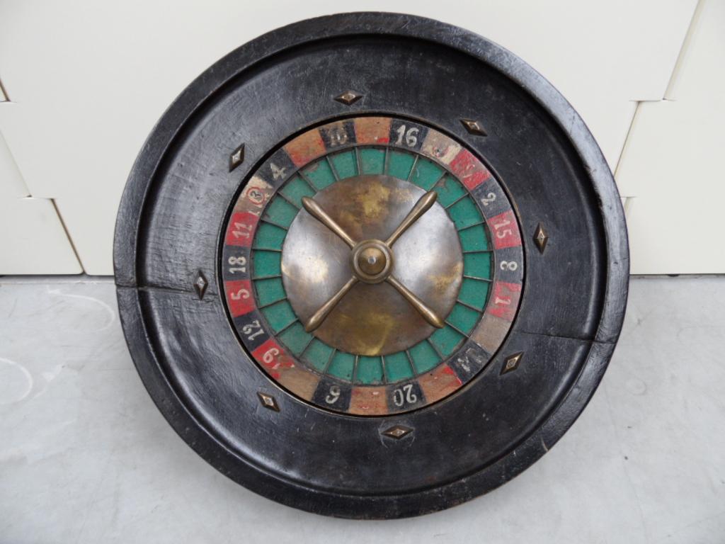 spinning wheel roulette