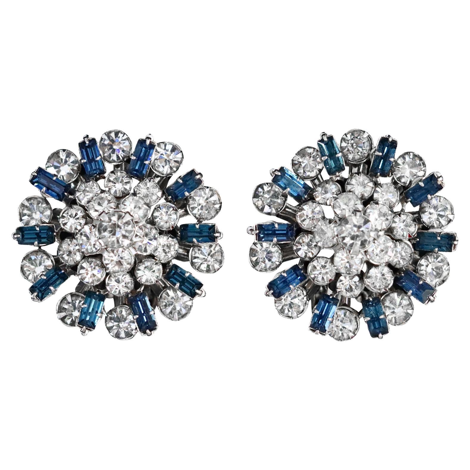 Boucles d'oreilles vintage rondes et baguettes avec saphir bleu des années 1960