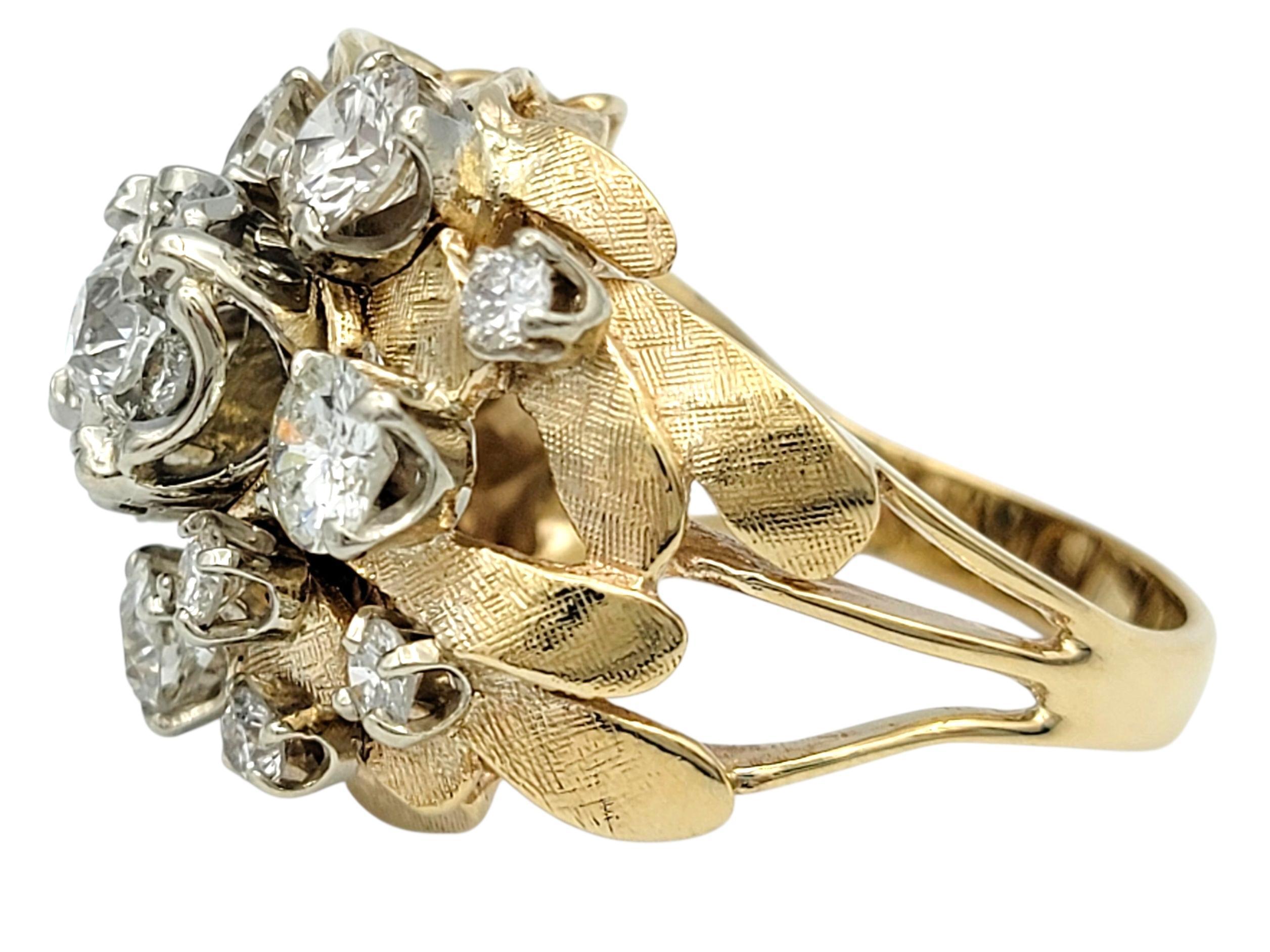 Vintage Round und Old European Cut Diamond Domed Cluster Ring in 14 Karat Gold im Angebot 1